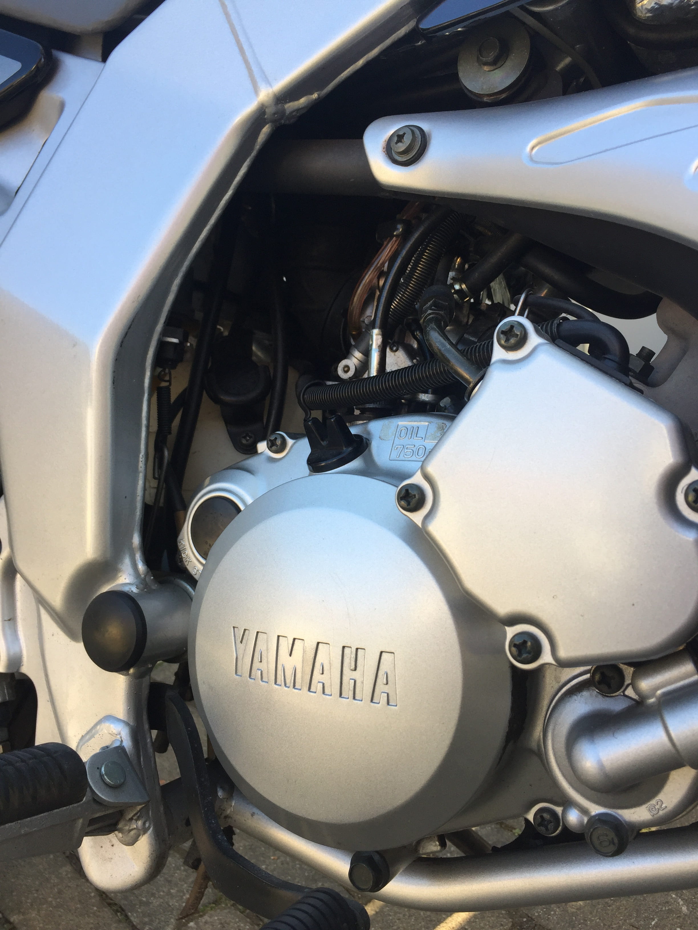 communication, mode of transportation, motorcycle, outdoors, control, close up, land vehicle, 2K, western script, metal, shiny, detail, structure, 2-stroke, Phone HD Wallpaper