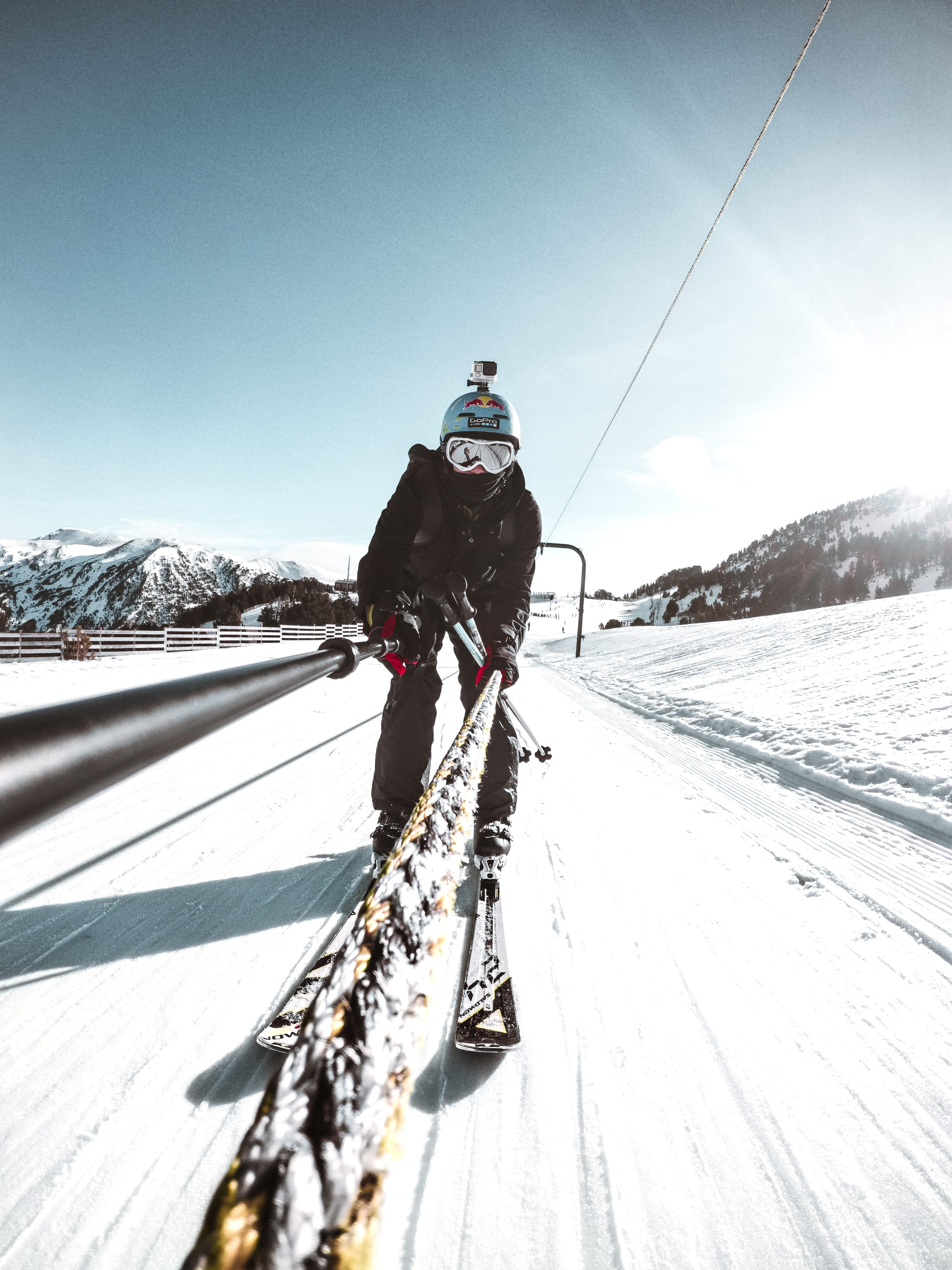 nature, real people, full length, 4K, transportation, sport, leisure activity, winter sport, lifestyles, skiier, snowcapped mountain, snow, beauty in nature, Phone HD Wallpaper