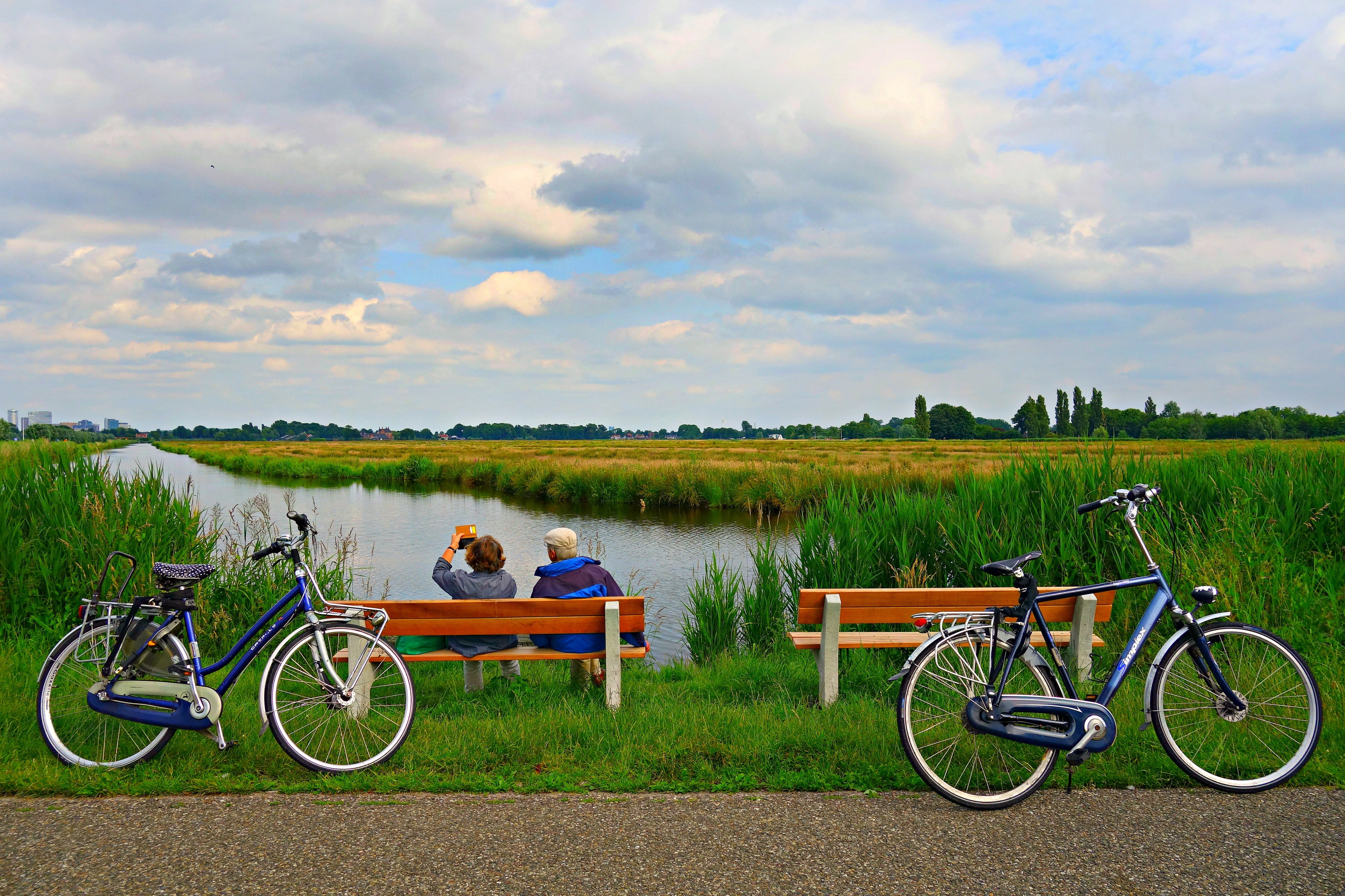 transportation, plant, sitting, nature, water, enjoying, summer, lifestyles, 4K, resting, riding, mode of transportation, bicycles, activity, land vehicle, HD Wallpaper