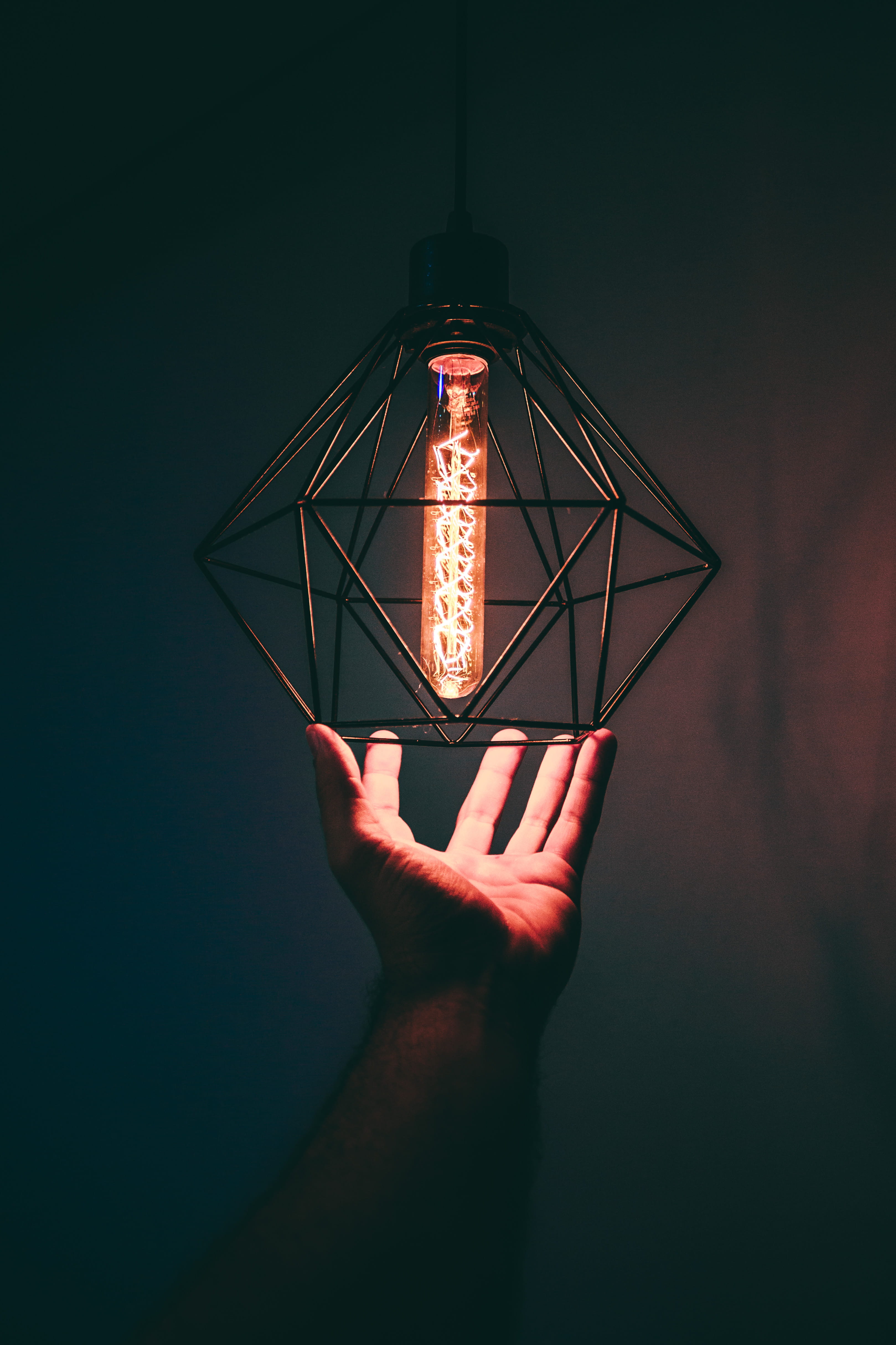 bulb, body part, minimalistic, light, personal perspective, light bulb, technology, dark, holding, pendant, lamp, glowing, minimalism, design, human finger, Phone HD Wallpaper
