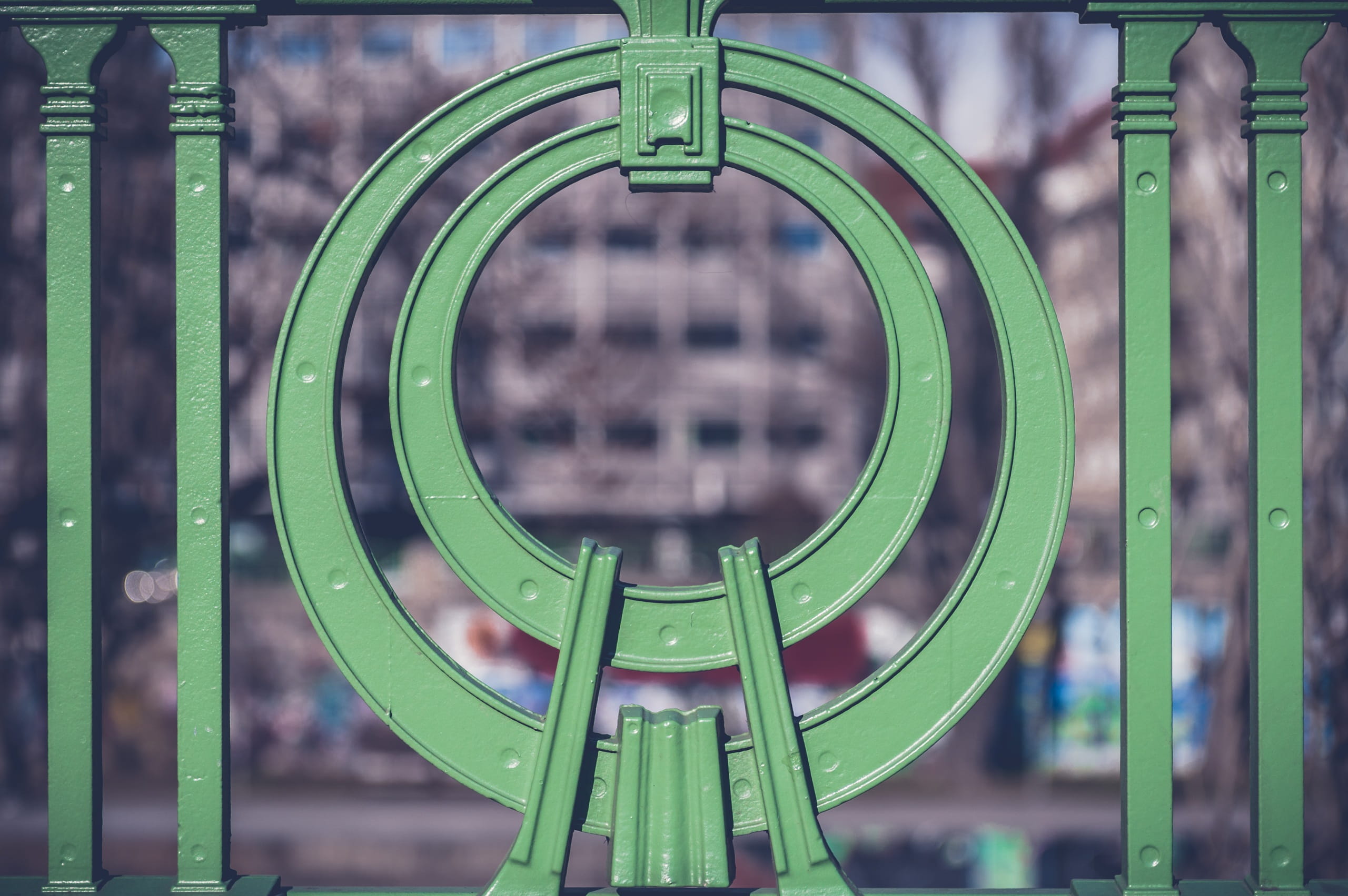focus on foreground, pattern, close-up, 2K, no people, art nouveau, shape, auto post production filter, outdoors, design, day, green color, iron, outdoor play equipment, HD Wallpaper