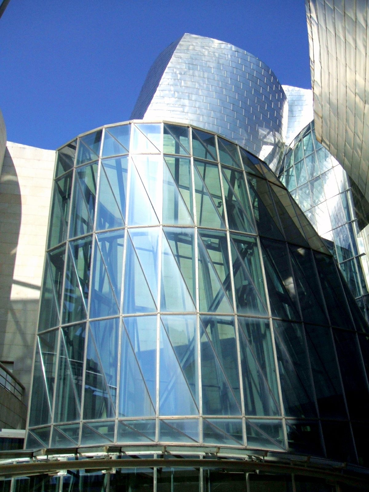 nature, city, office building exterior, bilbao, clear sky, no people, architecture, built structure, building exterior, building, glass - material, reflection, Phone HD Wallpaper