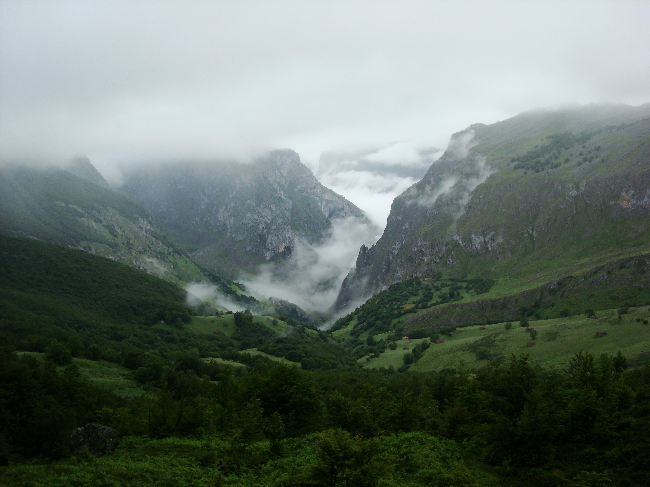 urriellu, mountain range, scenics, summer, sky, wild nature, cloud - sky, village, environment, day, mountain, nature, 2K, no people, mountain peak, scenics - nature, HD Wallpaper
