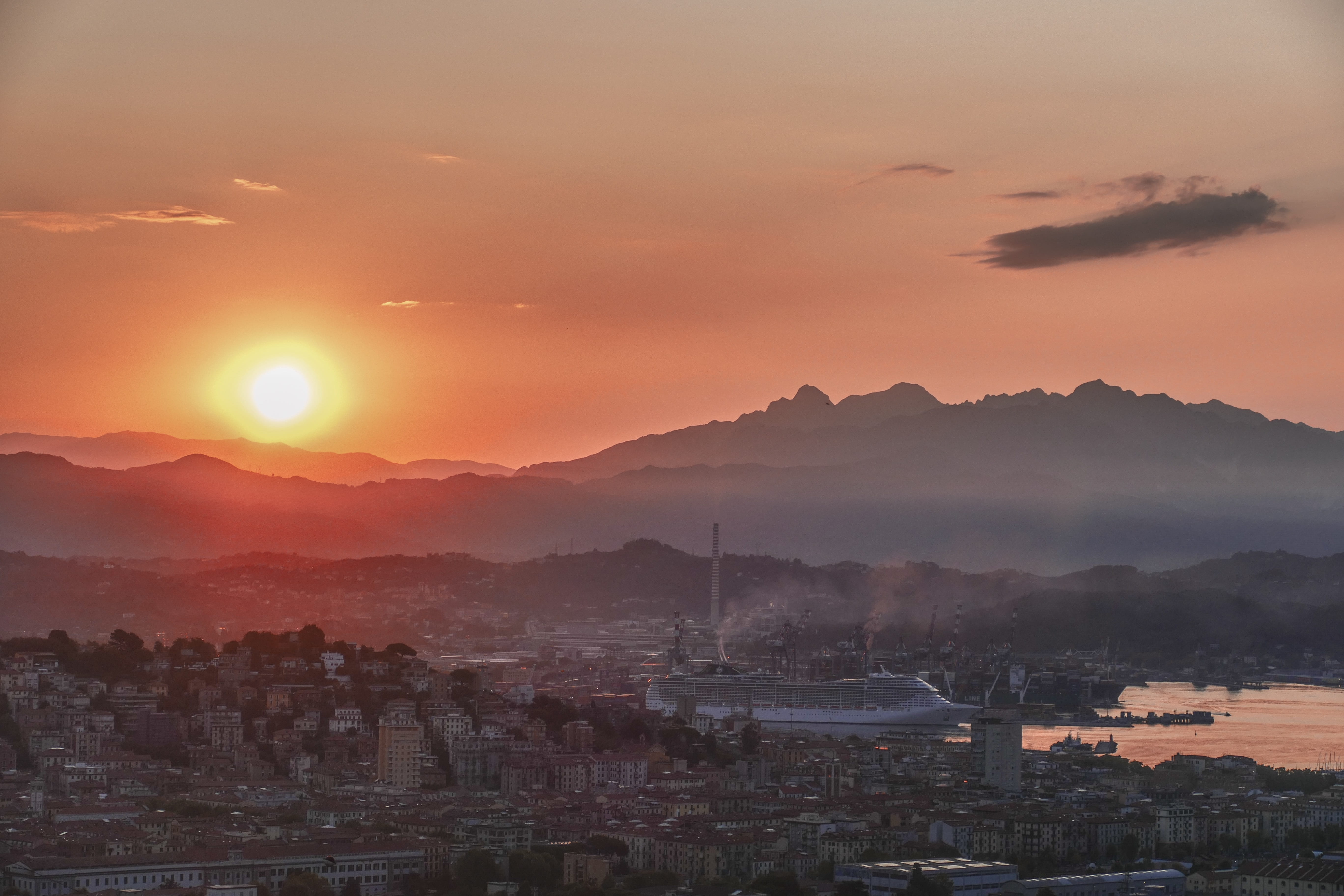 cityscape, city, scenics - nature, mountain range, mountain, orange color, townscape, landscape, coming, sun, built structure, 5K, beauty in nature, board, HD Wallpaper