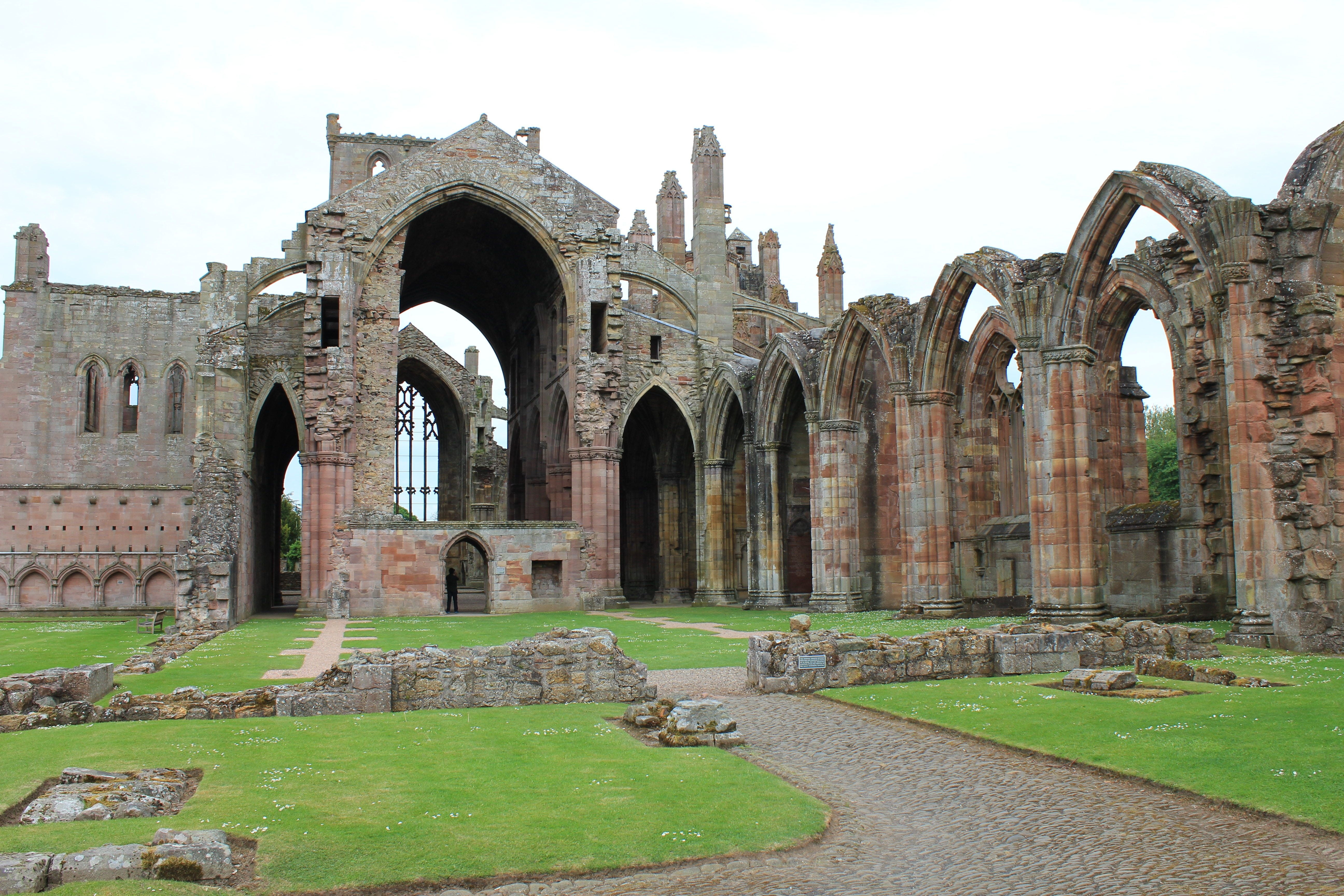 sky, damaged, historical, built structure, famous Place, abbey, ruin, history, scotland, medieval, old, arch, ancient, architecture, tourism, day, old ruin, HD Wallpaper