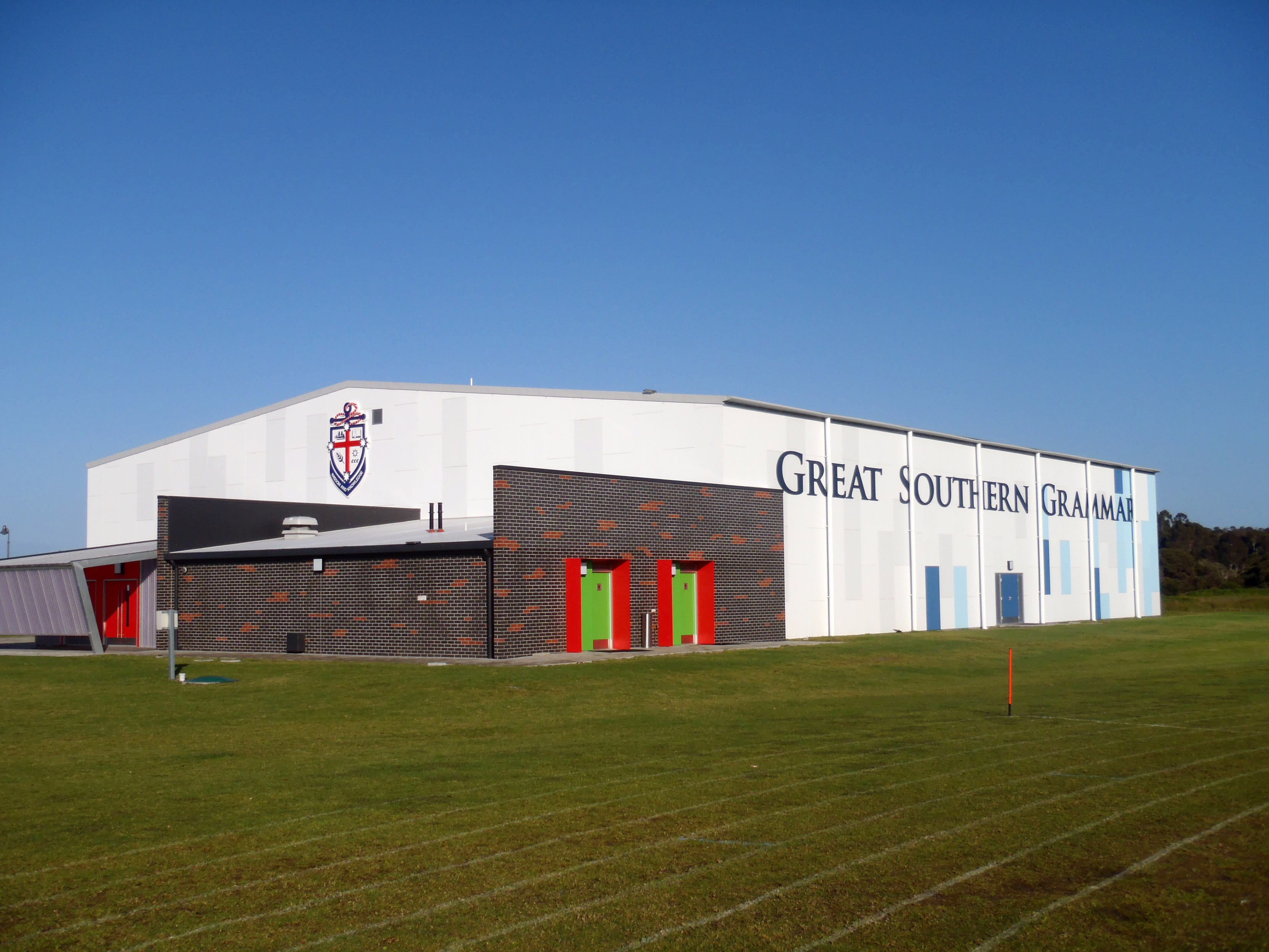 Western Australia, blue, Australia, architecture, southern grammar gym, text, outdoors, sunny, built Structure, Gym, western, public domain, grass, no people, HD Wallpaper