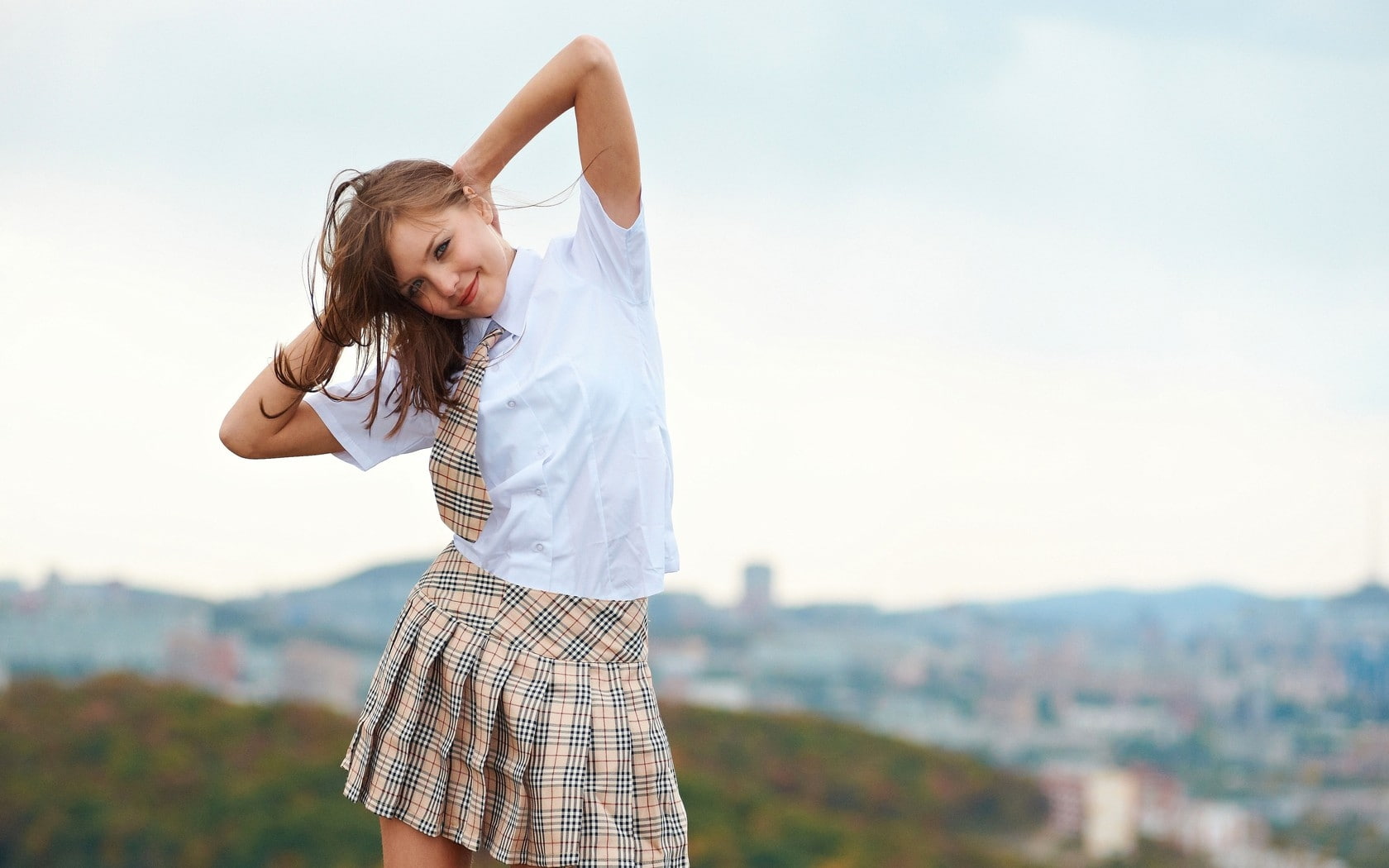 outdoors, hd, 720P, people, eyes, hair, arms, art, rai, models, standing, plaid, smiling, brunettes, women, blue, short, amelie, long, skirt, tie, HD Wallpaper