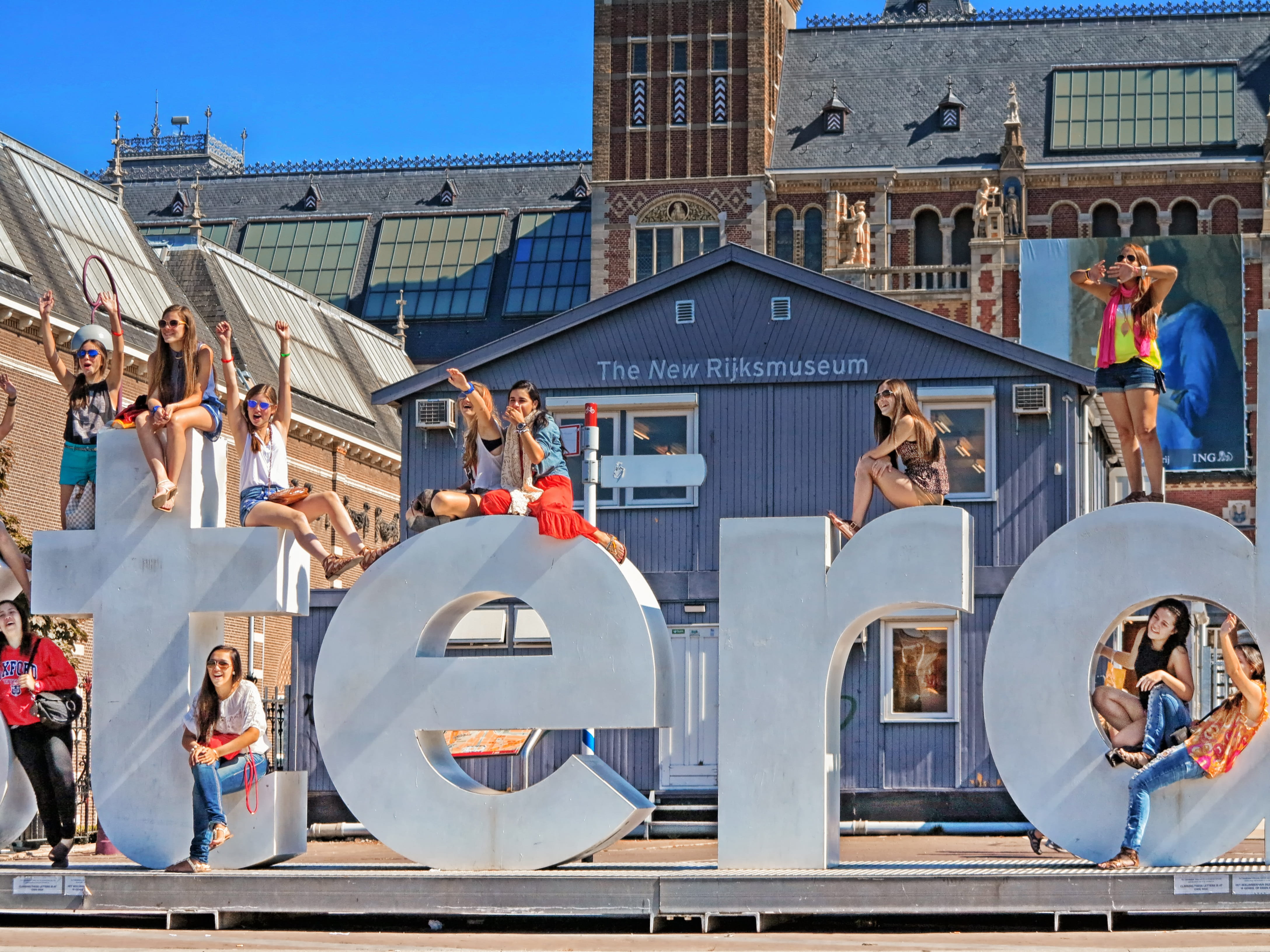 men, building, people, representation, women, the netherlands, city, amsterdam, landmark, european, netherlands, 4K, standee, rijksmuseum, adult, youth, HD Wallpaper