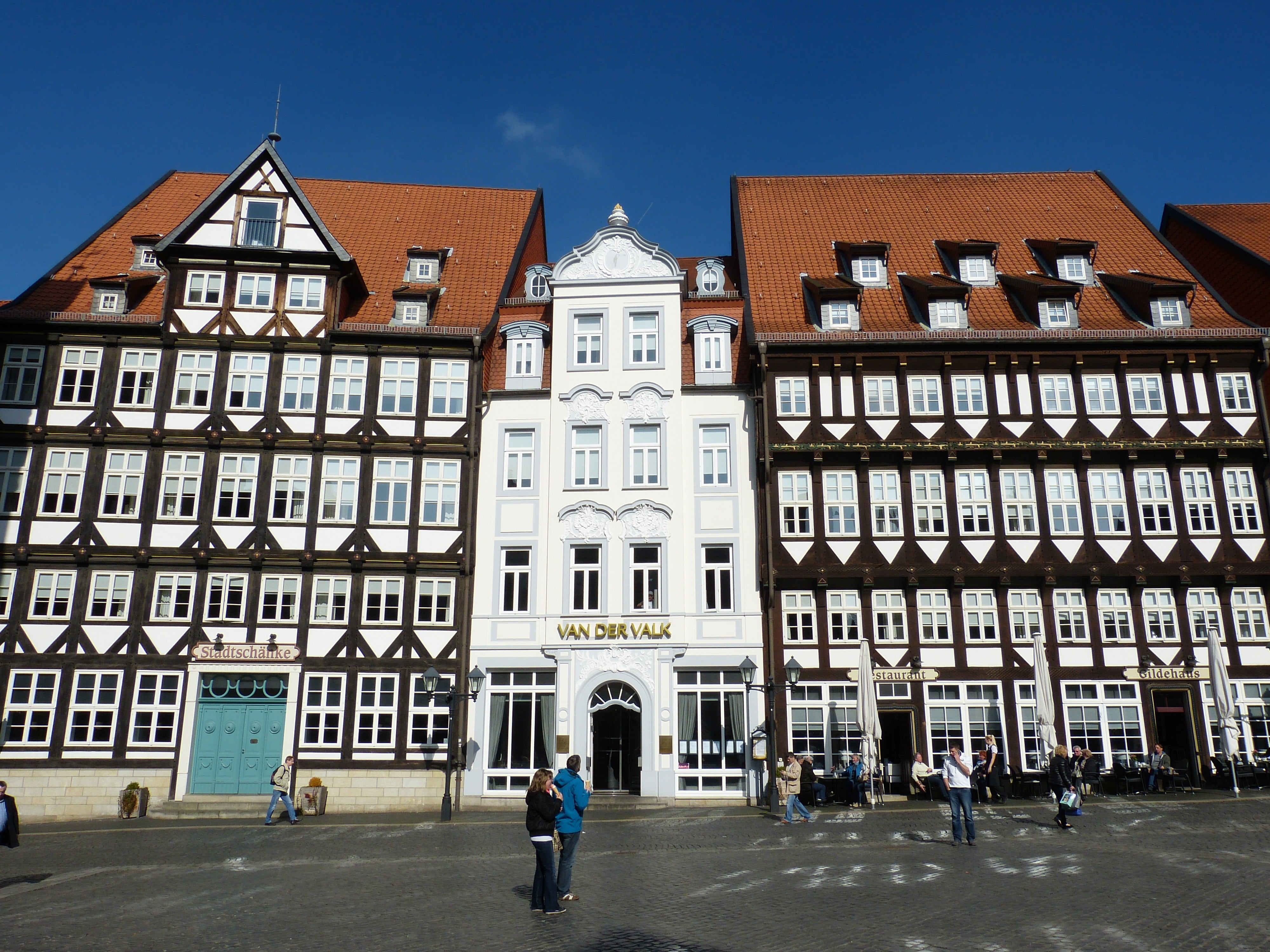 people, nostalgic, architecture, residential district, 4K, men, truss structure, fachwerkhaus, historically, old town, space, building, truss, street, HD Wallpaper