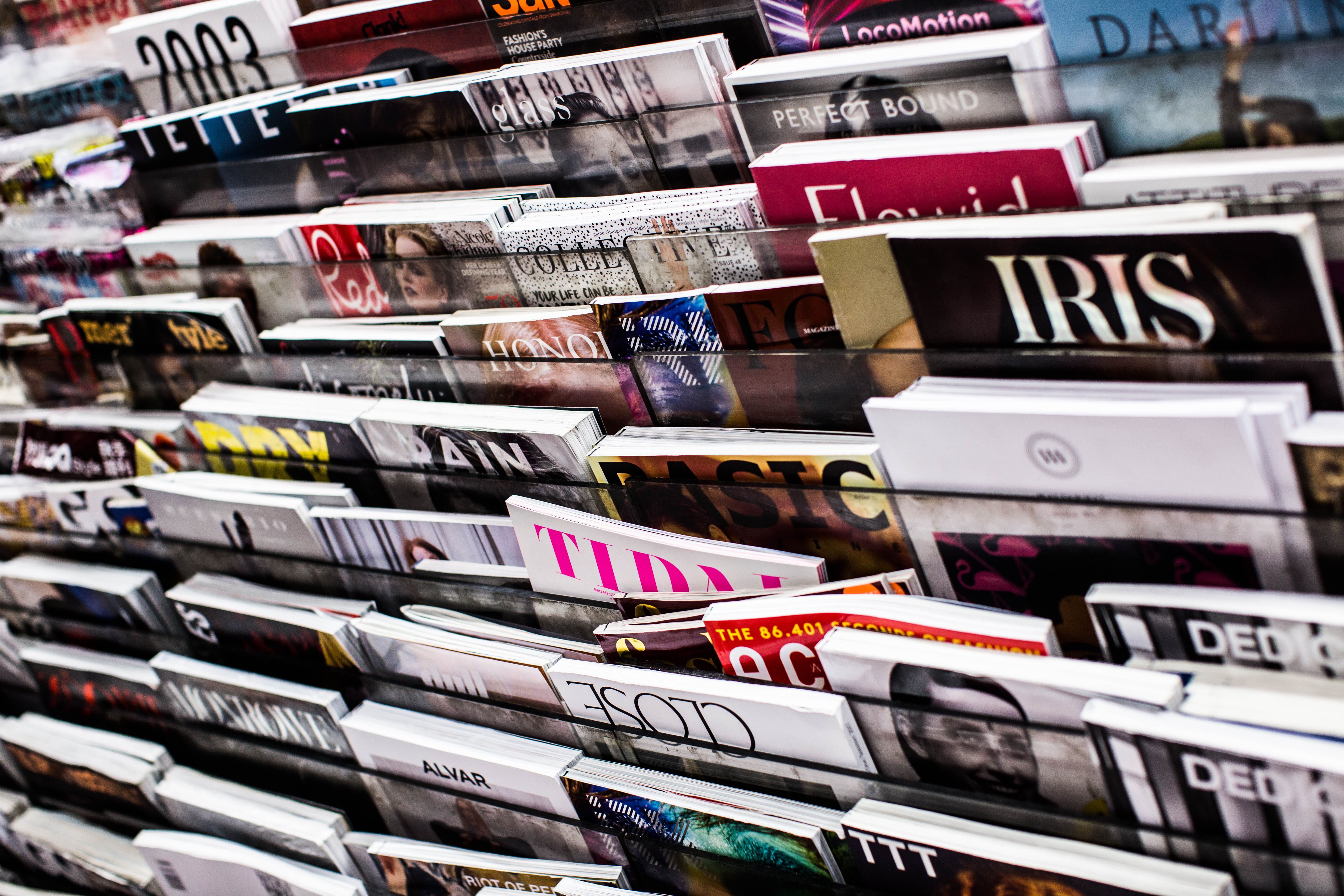 consumerism, retail display, backgrounds, in a row, lot, retail, variation, no people, large group of objects, assorted, read, 5K, shopping, paper, magazine store, HD Wallpaper