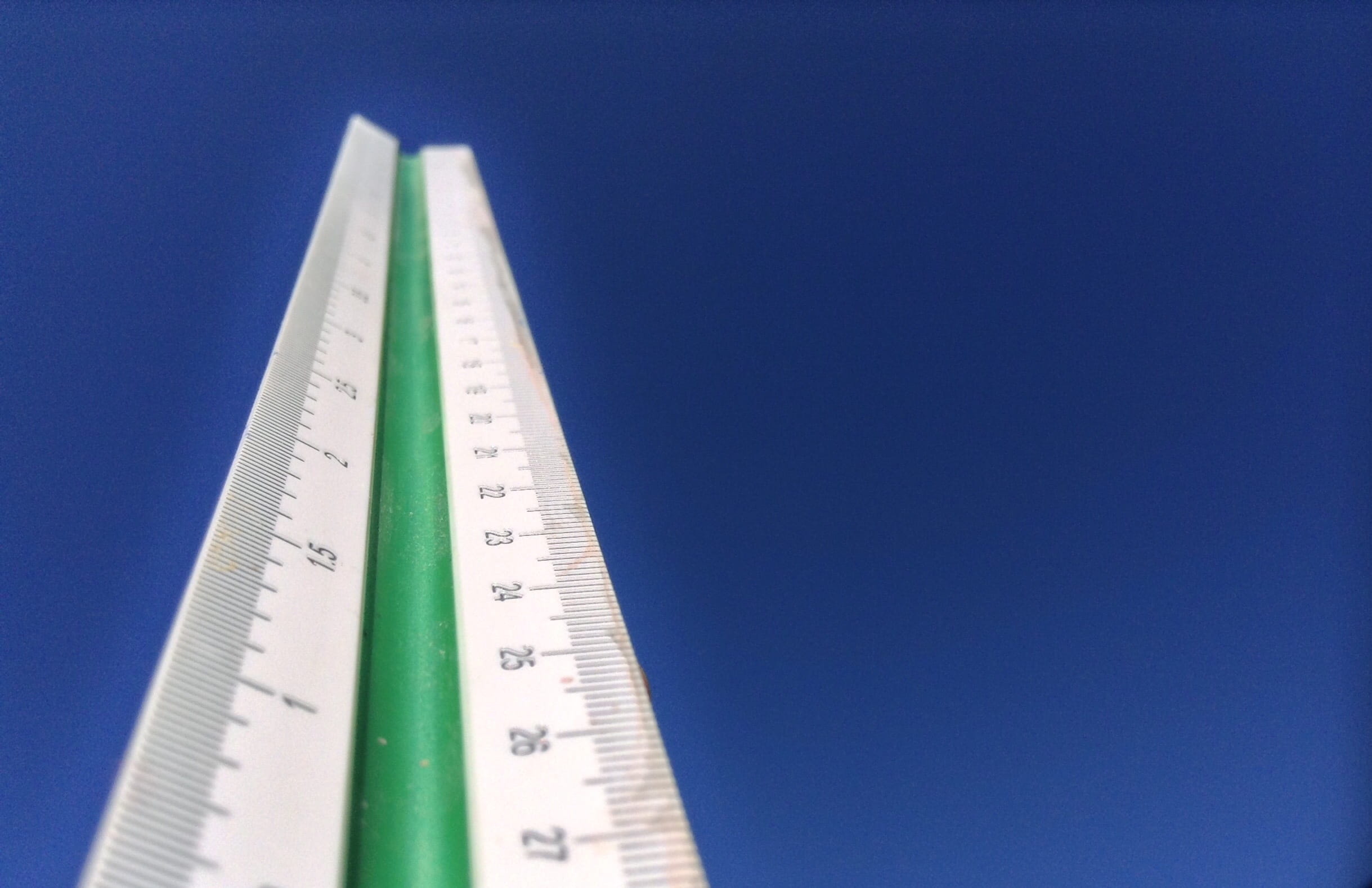 day, thermometer, Psychedelic, environment, copy space, Geometry, colored background, Sky, no people, indoors, blue background, ruler, close-up, blue, single object, HD Wallpaper