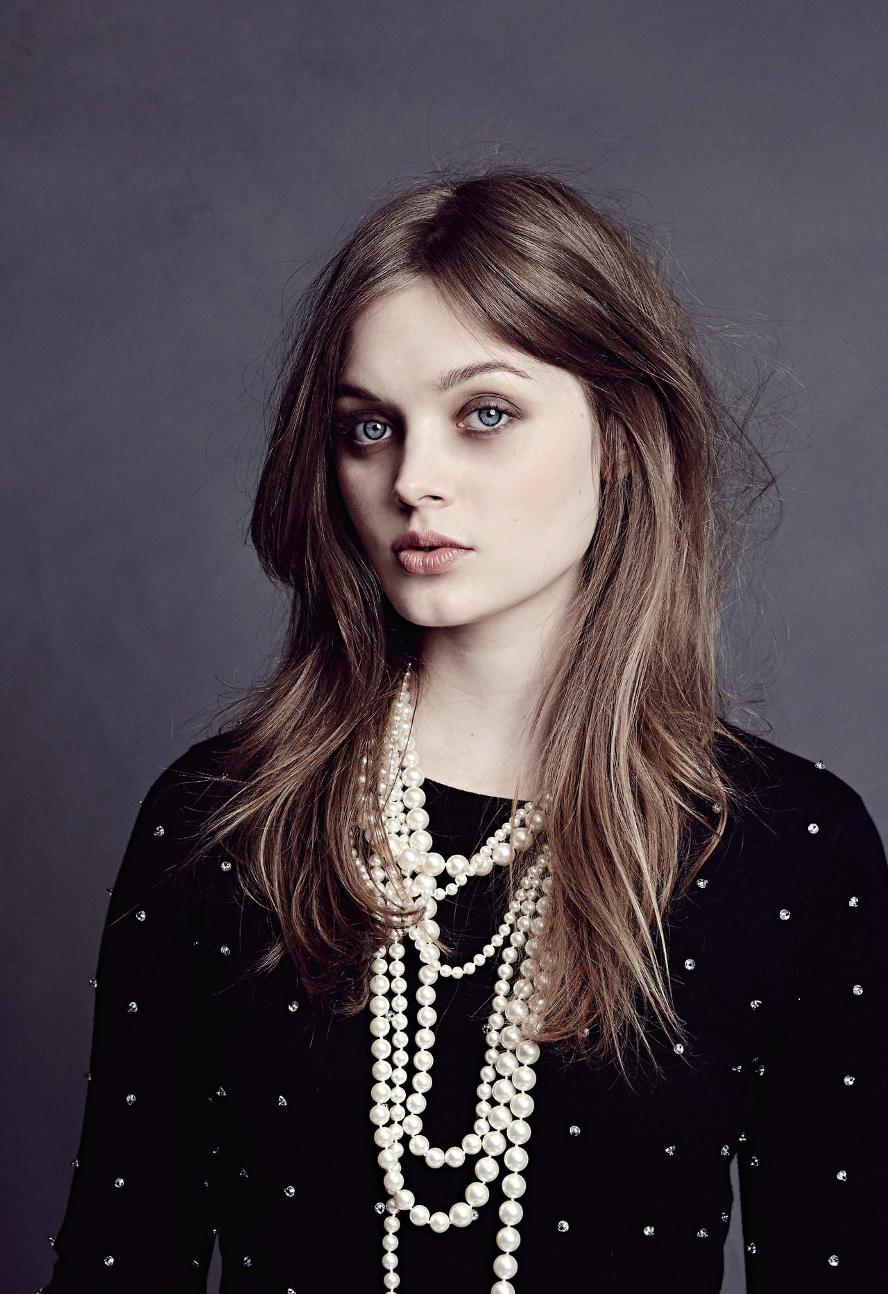 glamour, women, blue eyes, body part, long hair, teenager, females, looking at camera, beautiful woman, fashion model, luxury, portrait, Bella Heathcote, Phone HD Wallpaper