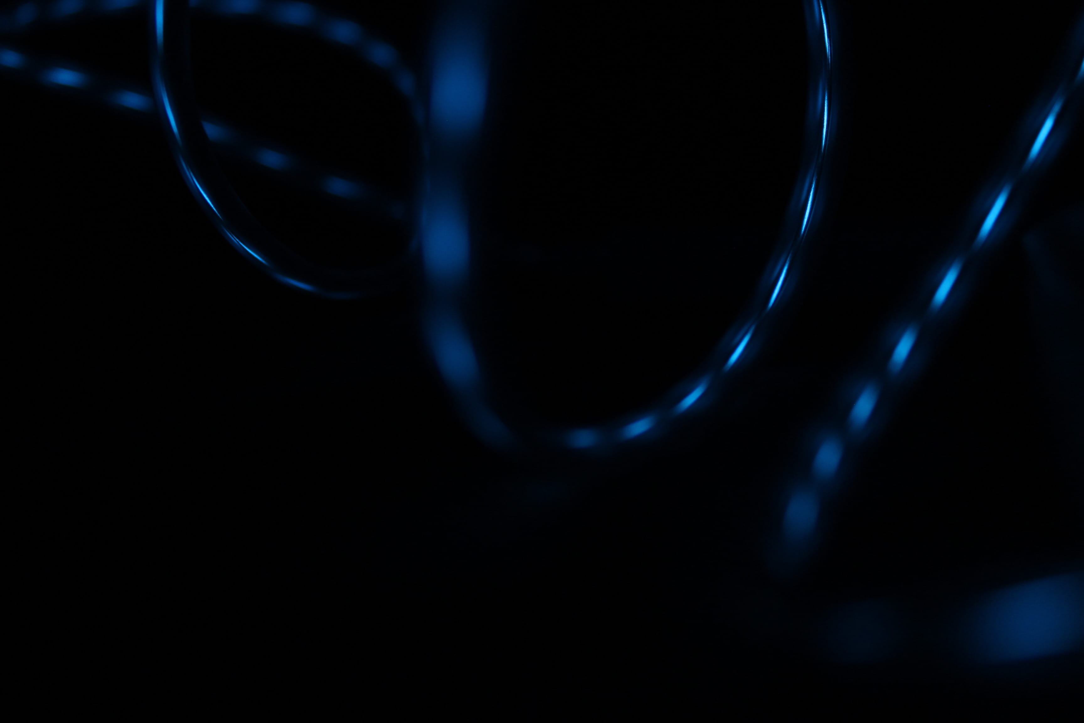 black, spiral, shot, swirl, shape, glossy, single object, black background, black Color, dark, design, indoors, studio shot, extreme close-up, untitled, HD Wallpaper