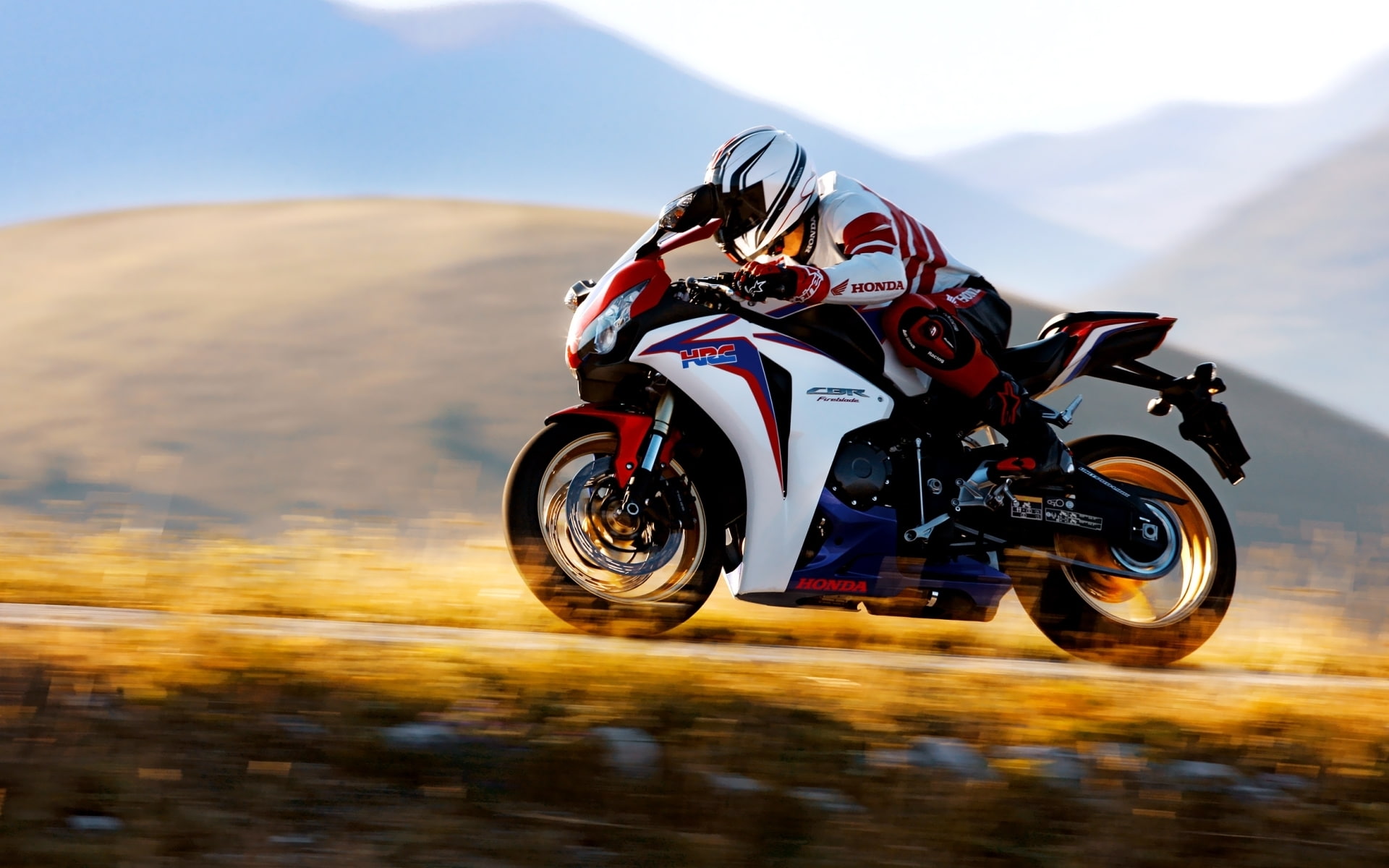 sport, famous brand, honda, brand, sport clothes, japanese, clothes, cyclist, helmet, 1080P, famous, HD Wallpaper