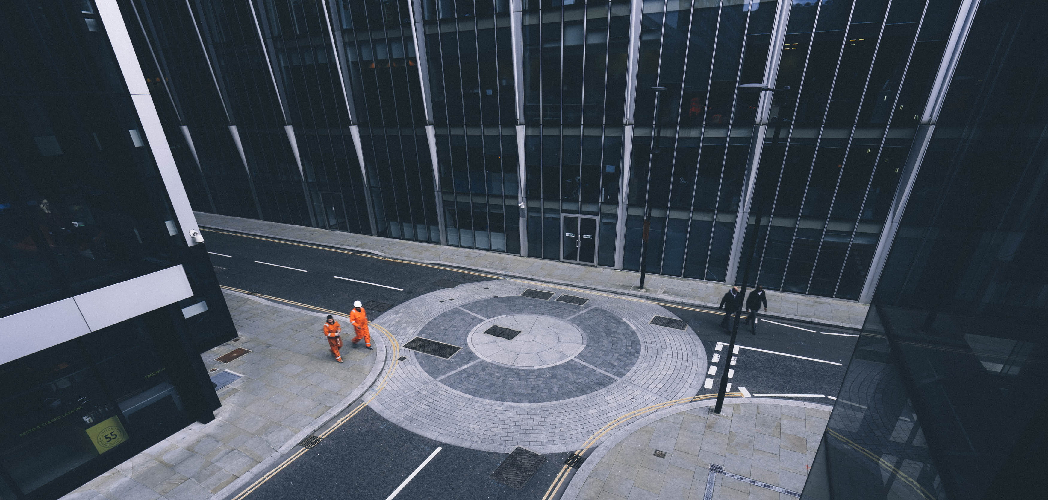 occupation, 2K, building, sunlight, real people, men, london, united kingdom, high angle view, working, safety, industry, city, building exterior, construction industry, HD Wallpaper