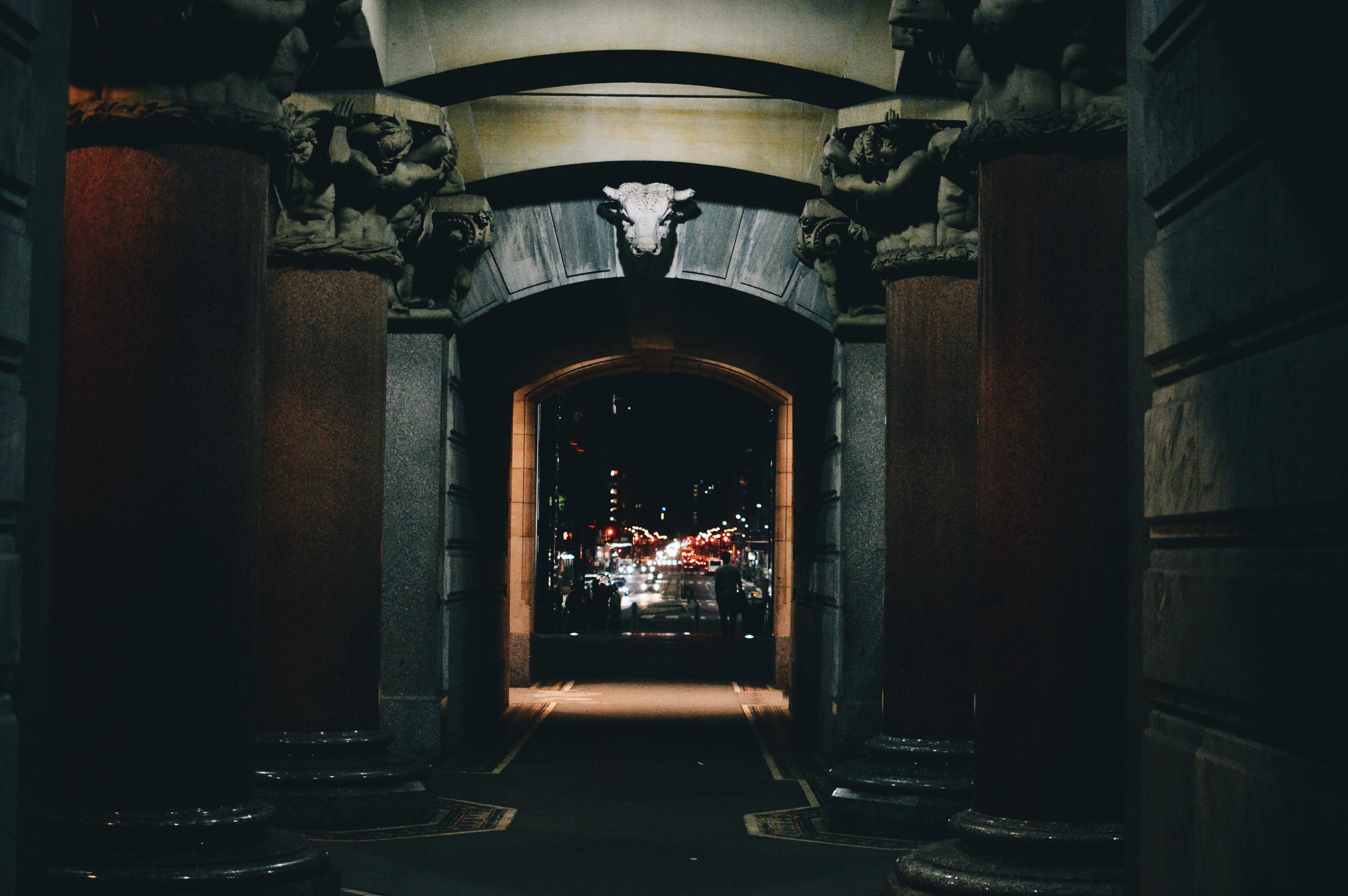 history, dark, lighting equipment, the way forward, pennsylvania, 2K, built structure, philadelphia, philly, old, entrance, no people, building, indoors, HD Wallpaper