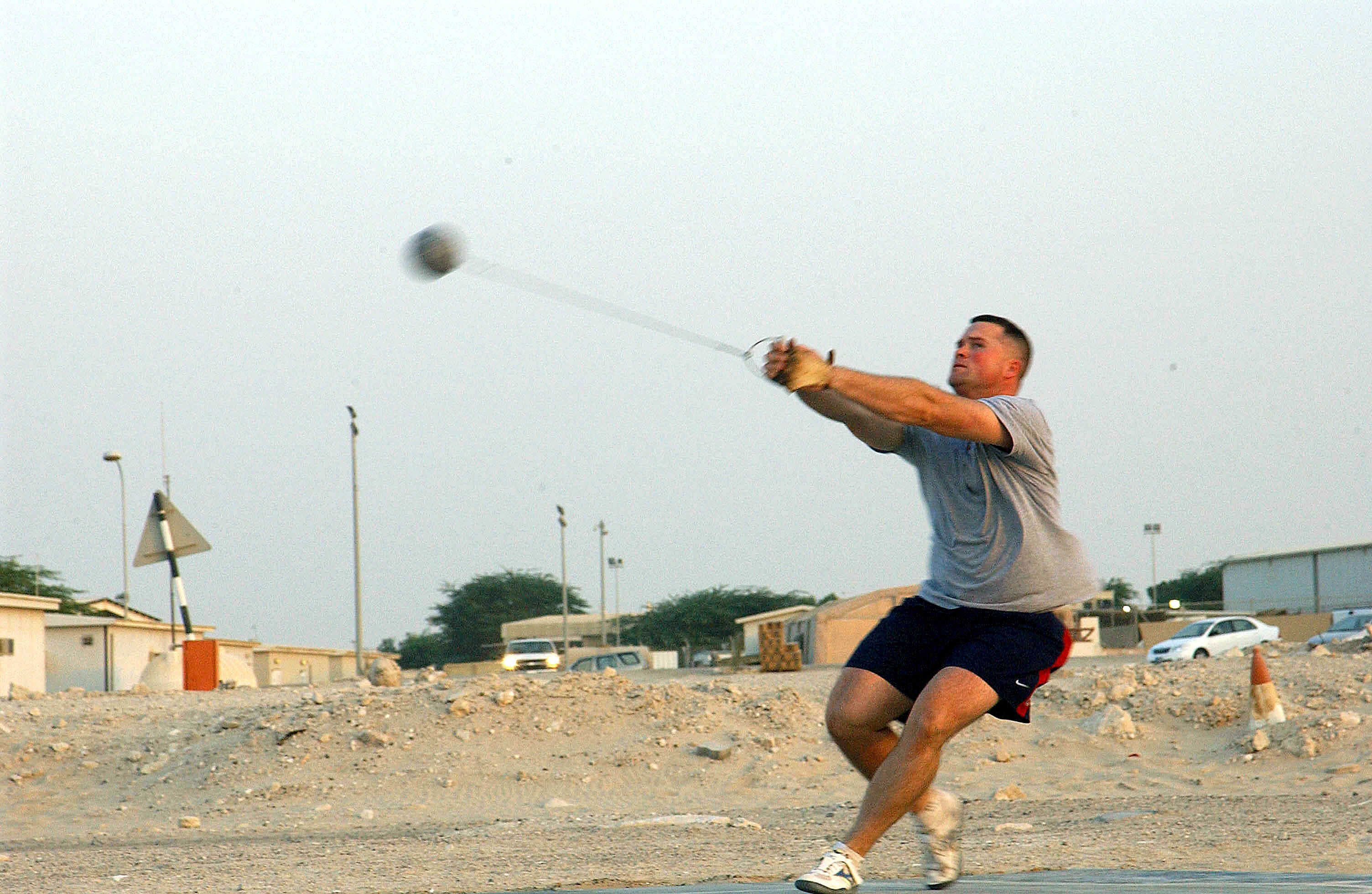 men, toss, hammer throw, strong, sky, athlete, compete, full length, sand, 2K, sport, track and field, field, motion, throwing, day, effort, young men, HD Wallpaper