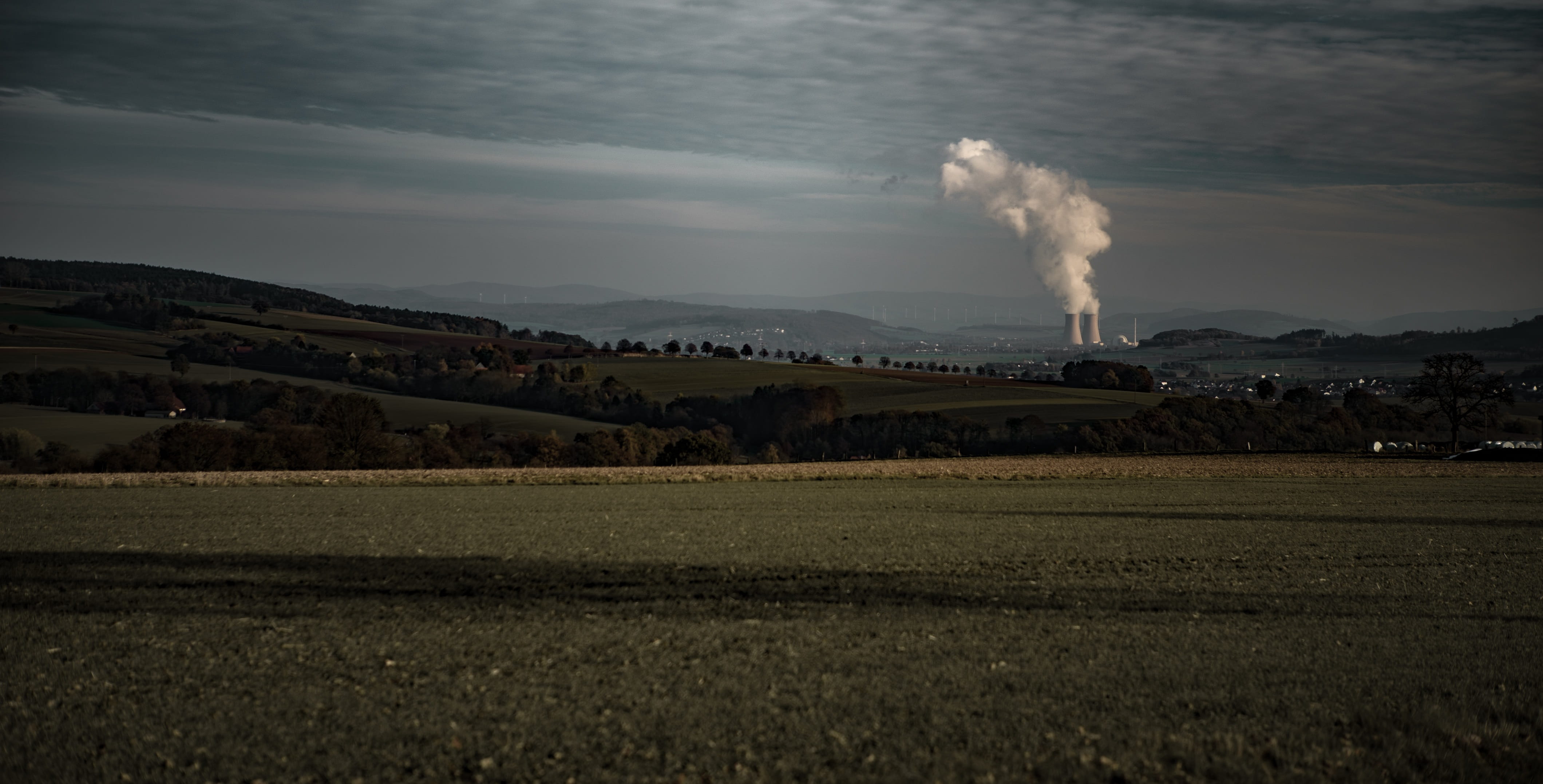 clouds, landscape, power plant, energy generation, emitting, building exterior, plant, smoke stack, cloud - sky, built structure, field, 4K, ecosystem, HD Wallpaper