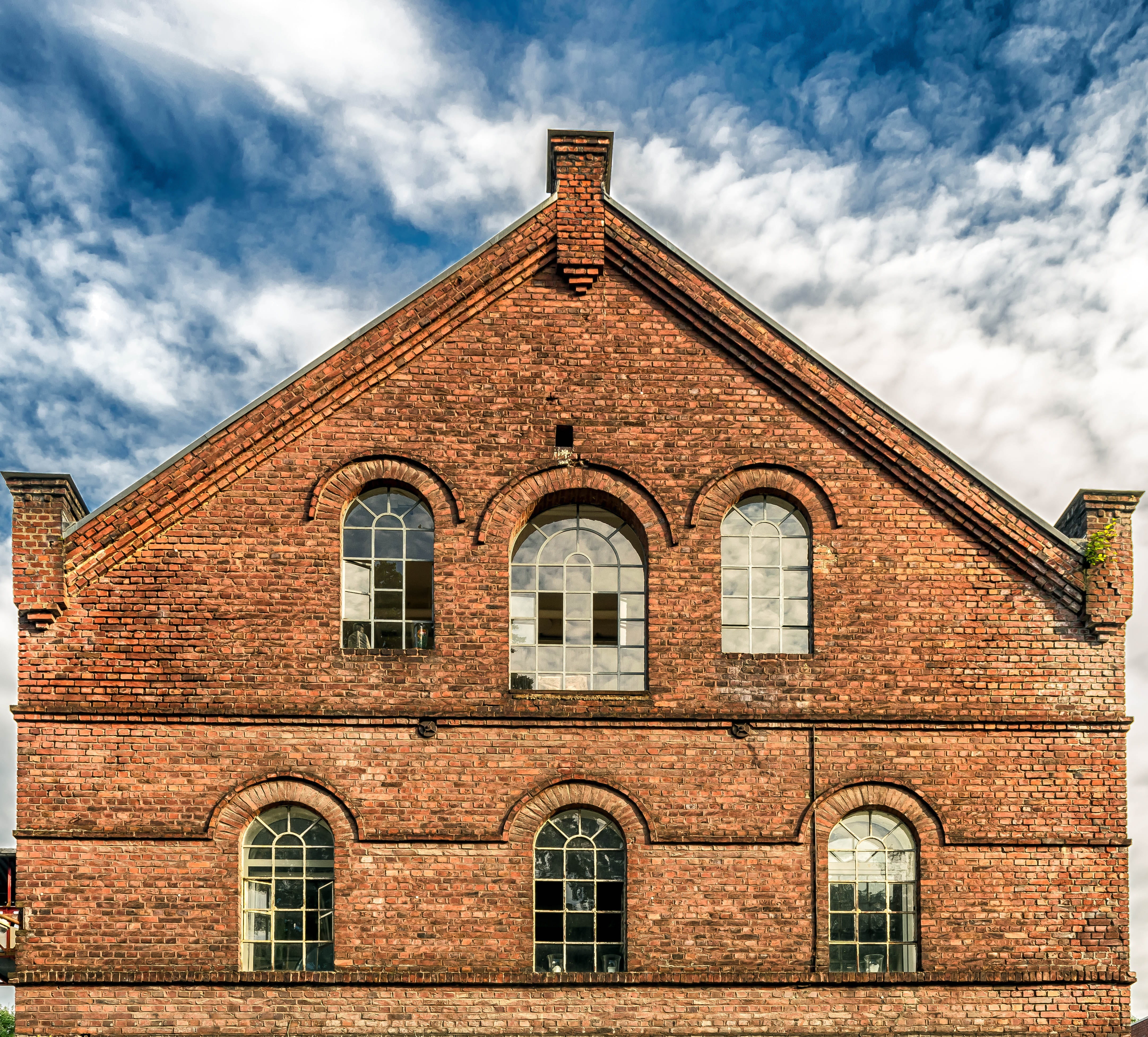 building, history, built structure, historic, windows, no people, traditional, clouds, nature, sky, low, facade, architecture, the past, roof, cloud - sky, HD Wallpaper