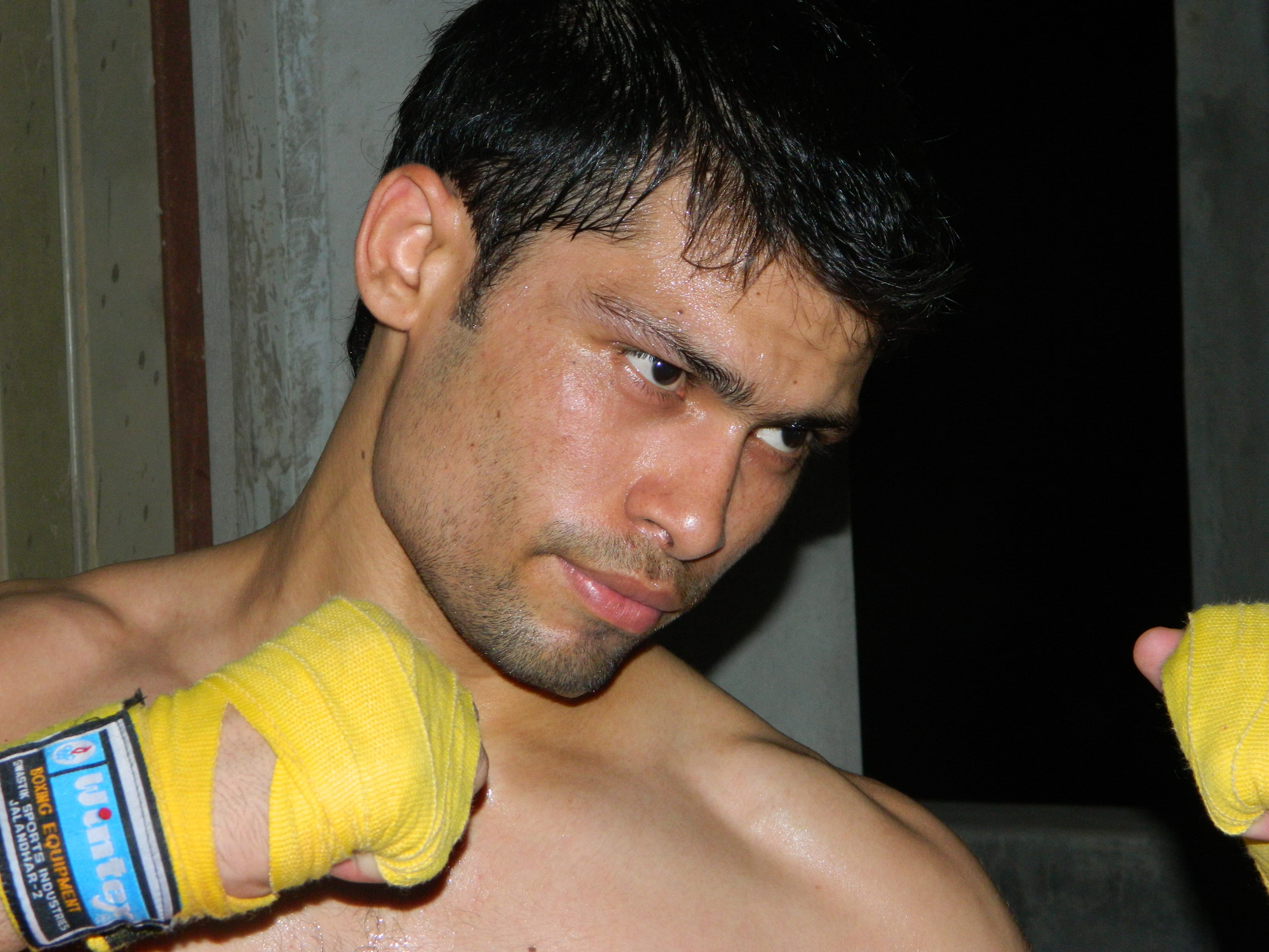 competitive, adults only, men, headshot, Sport, hygiene, 4K, martial, cleaning, training, washing, Fight, bathroom, competition, close-up, lifestyles, HD Wallpaper
