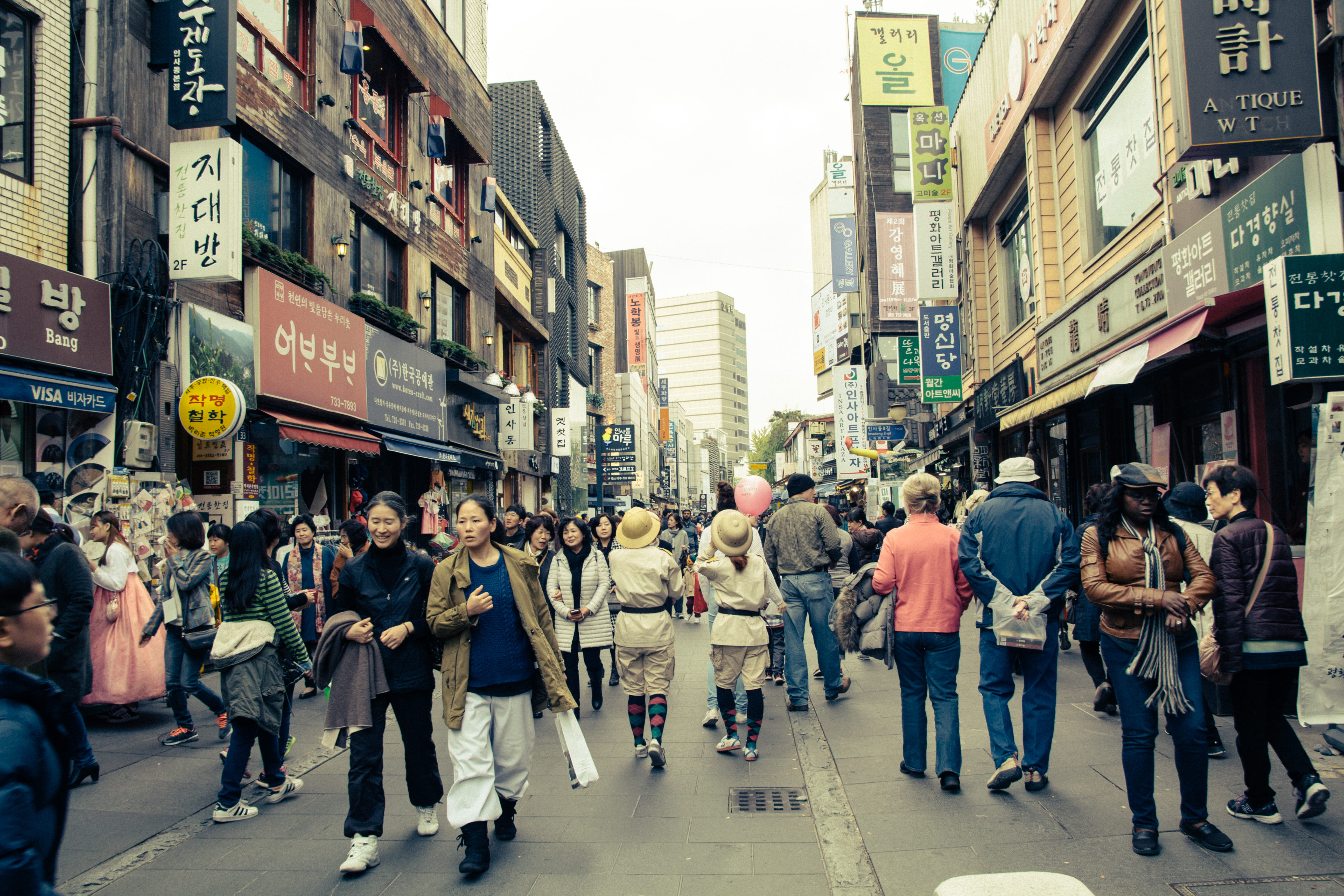 south korea, walking, city street, street market, filter, built structure, building, street photography, market, seoul, people, text, street people, communication, HD Wallpaper