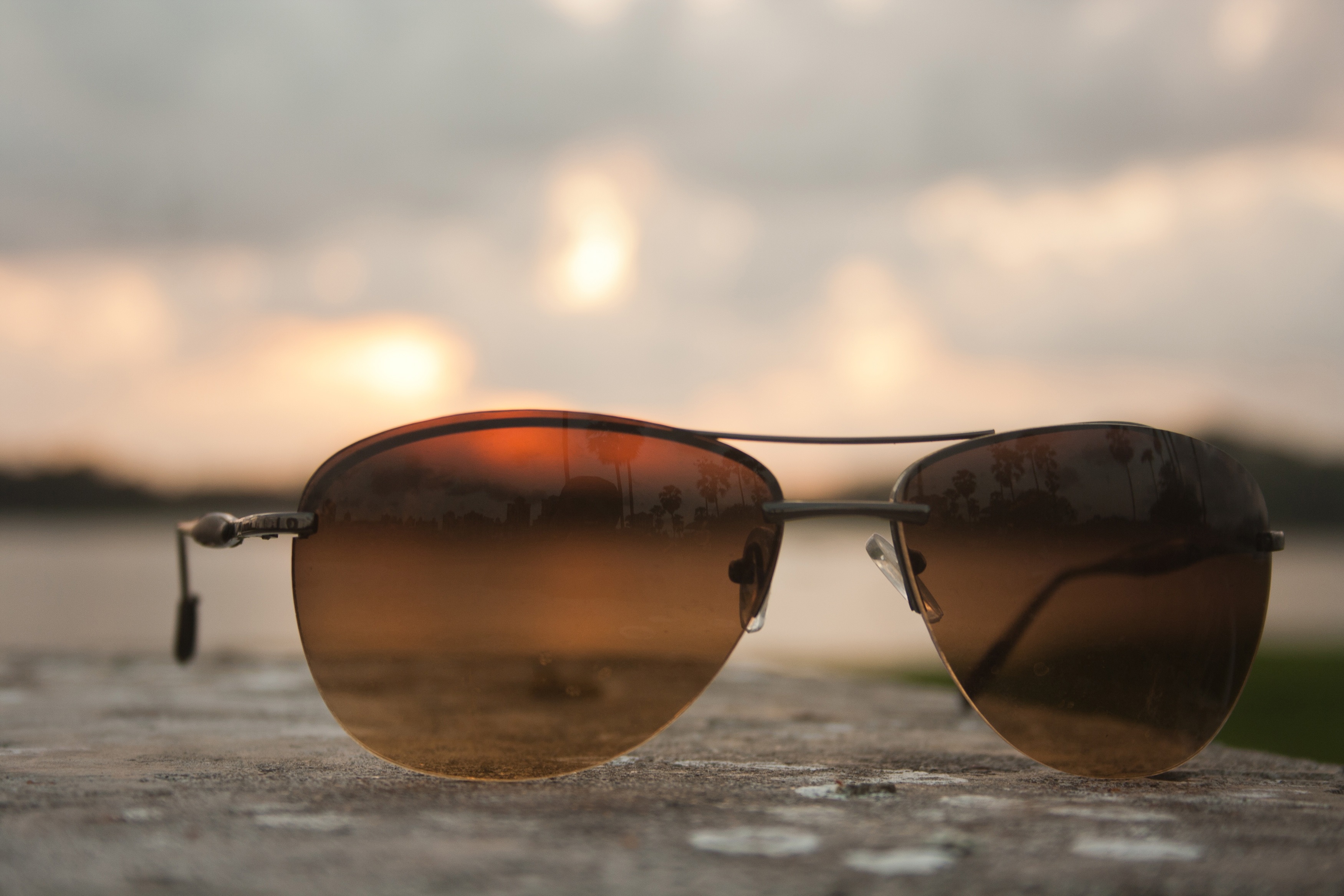 eyewear, wood - material, 2K, no people, selective focus, sun protection, transparent, close-up, goggles, style, fashion, nature, focus on foreground, HD Wallpaper