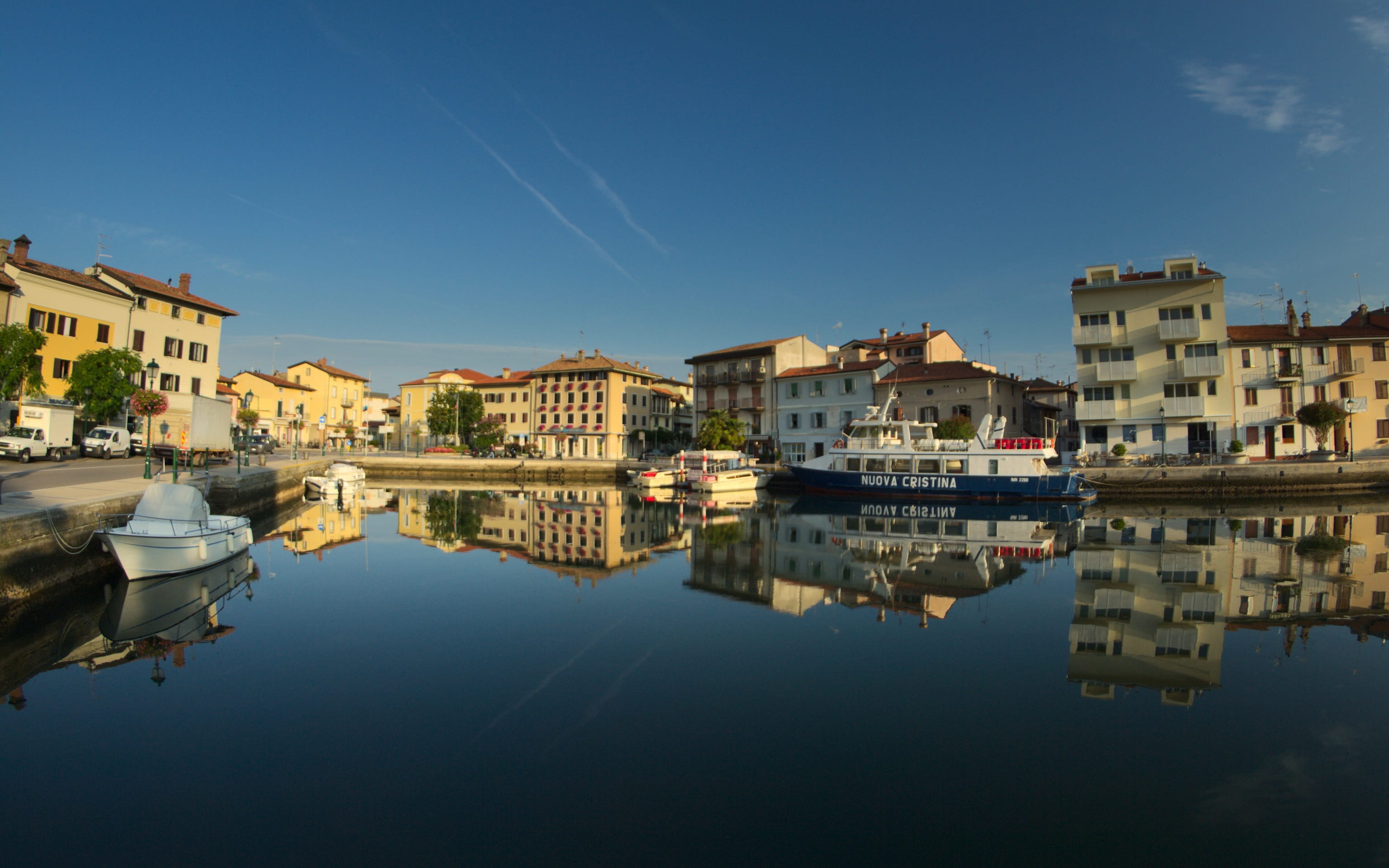 quiet, building exterior, travel destinations, Porto, Water, building, no people, transportation, boats, house, sky, Degree, outdoors, architecture, nature, HD Wallpaper