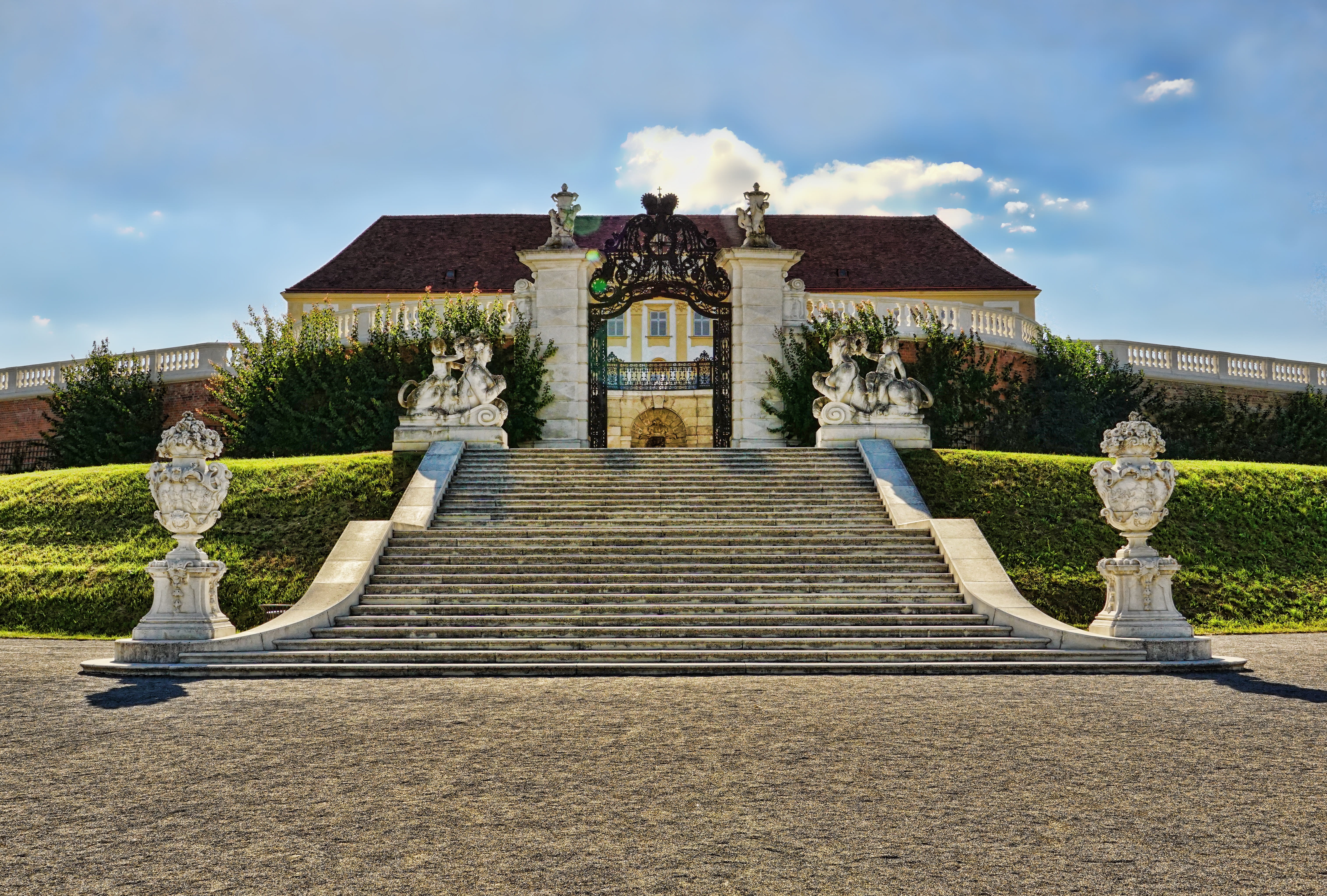 concrete, sculpture, entrance, built structure, cloud - sky, nature, castle court, day, castle, daytime, white, architectural column, stair step, outdoors, HD Wallpaper