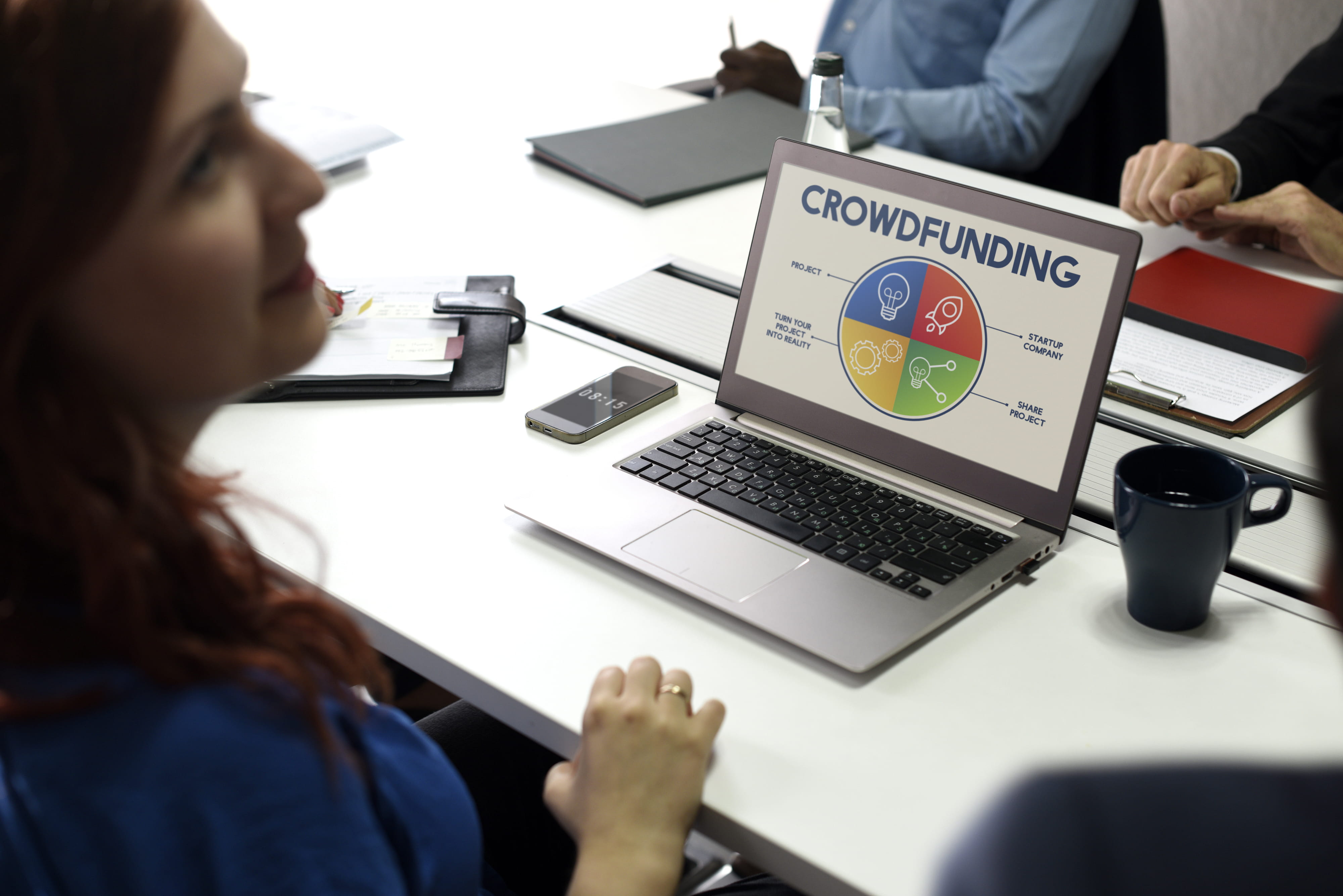 meeting, startup, wireless technology, company, connection, business, table, using laptop, person, information, office, productivity, communication, women, HD Wallpaper