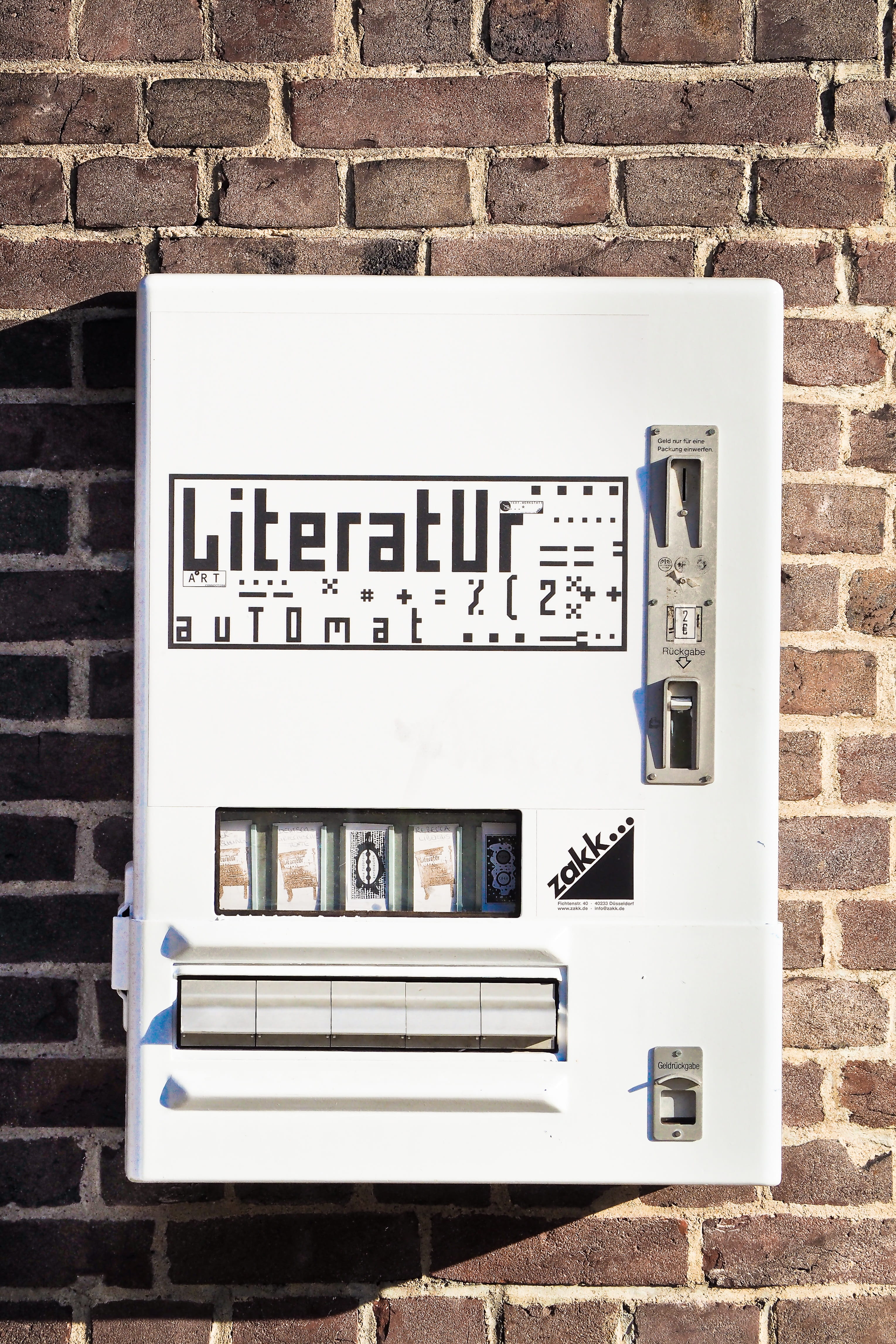 technology, goods, literature, brick wall, automatic, meter - instrument of measurement, text, output, white, brown, day, power supply, 4K, electric meter, Phone HD Wallpaper
