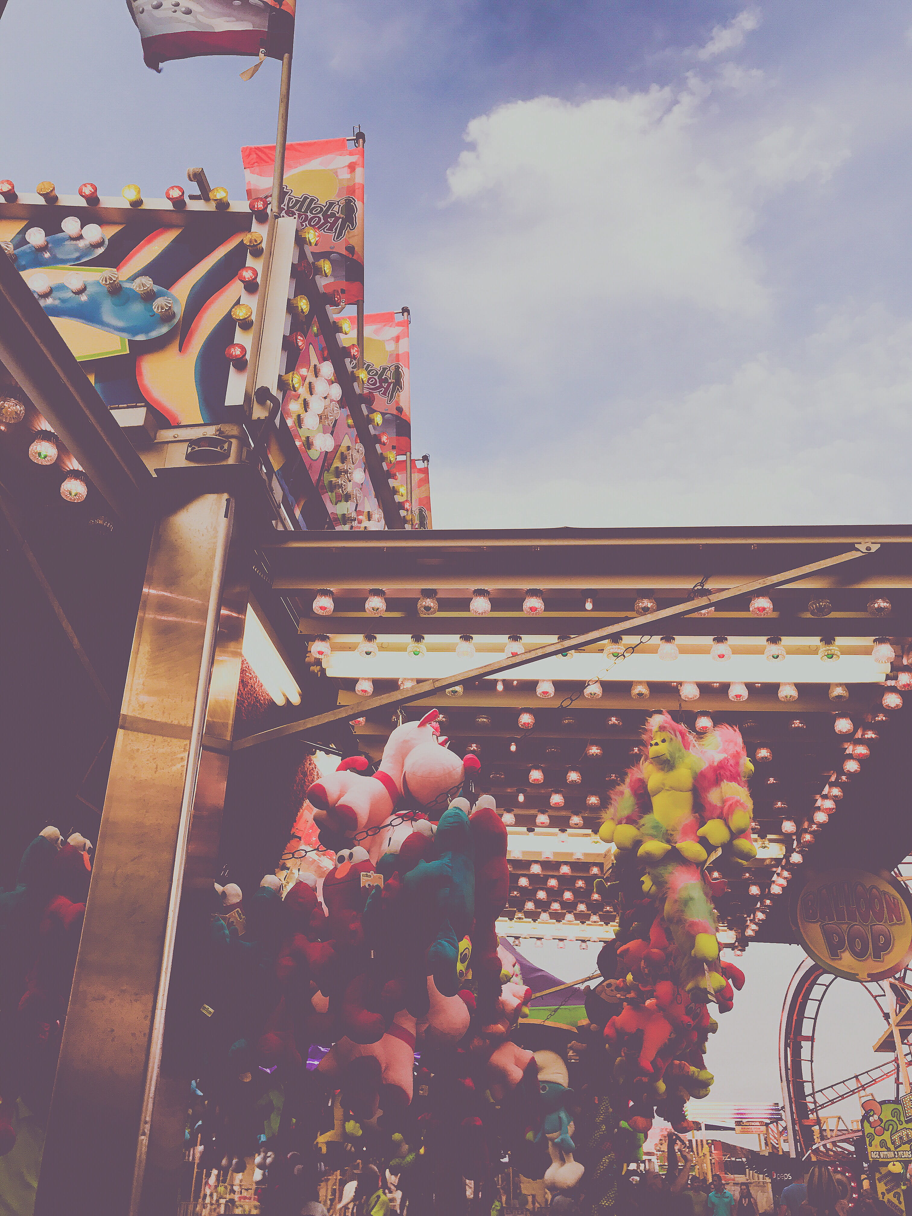 decoration, prize, amusement park, ocean city, architecture, 4K, building exterior, outdoors, united states, people, day, cloud - sky, celebration, nature, Phone HD Wallpaper