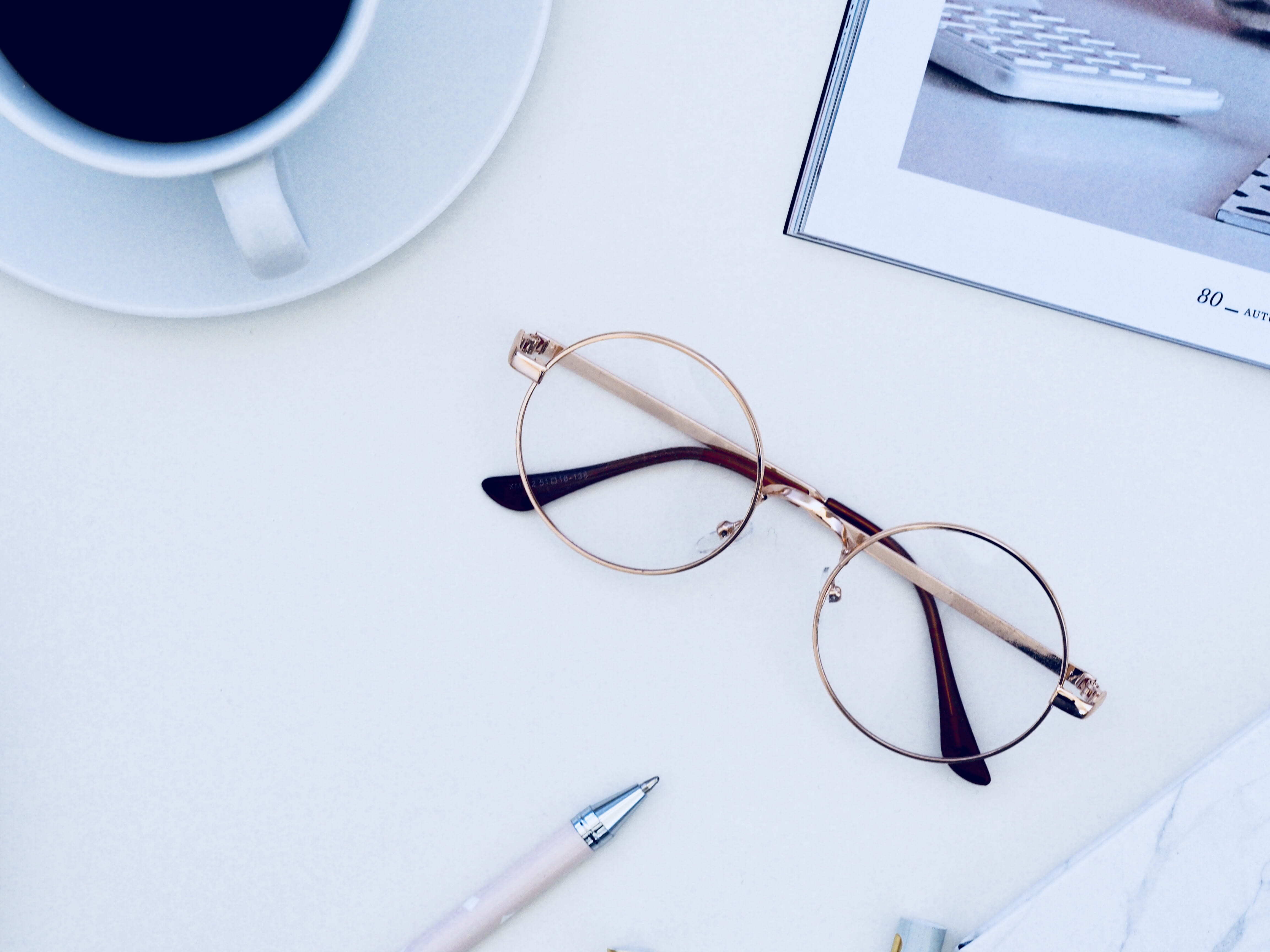 desk, no People, glasses, working, eyeglasses, office, pen, minimal, modern, magazine, glass, paper, table, desktop, cup, equipment, pink, backgrounds, HD Wallpaper
