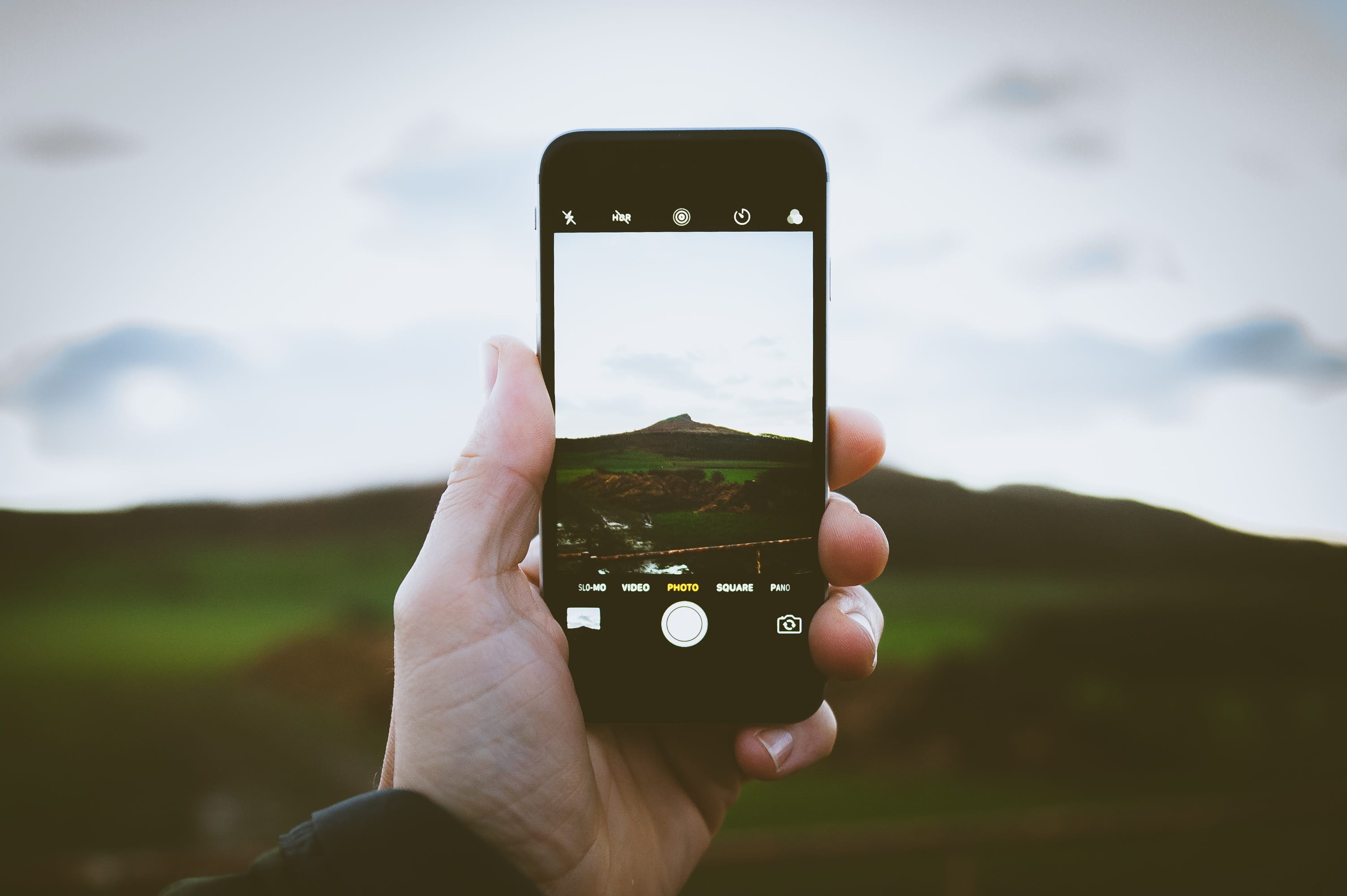 2K, smart phone, wireless technology, mobile phone, phone, green, communication, finger, cloud - sky, photo messaging, touchscreen, photography themes, HD Wallpaper