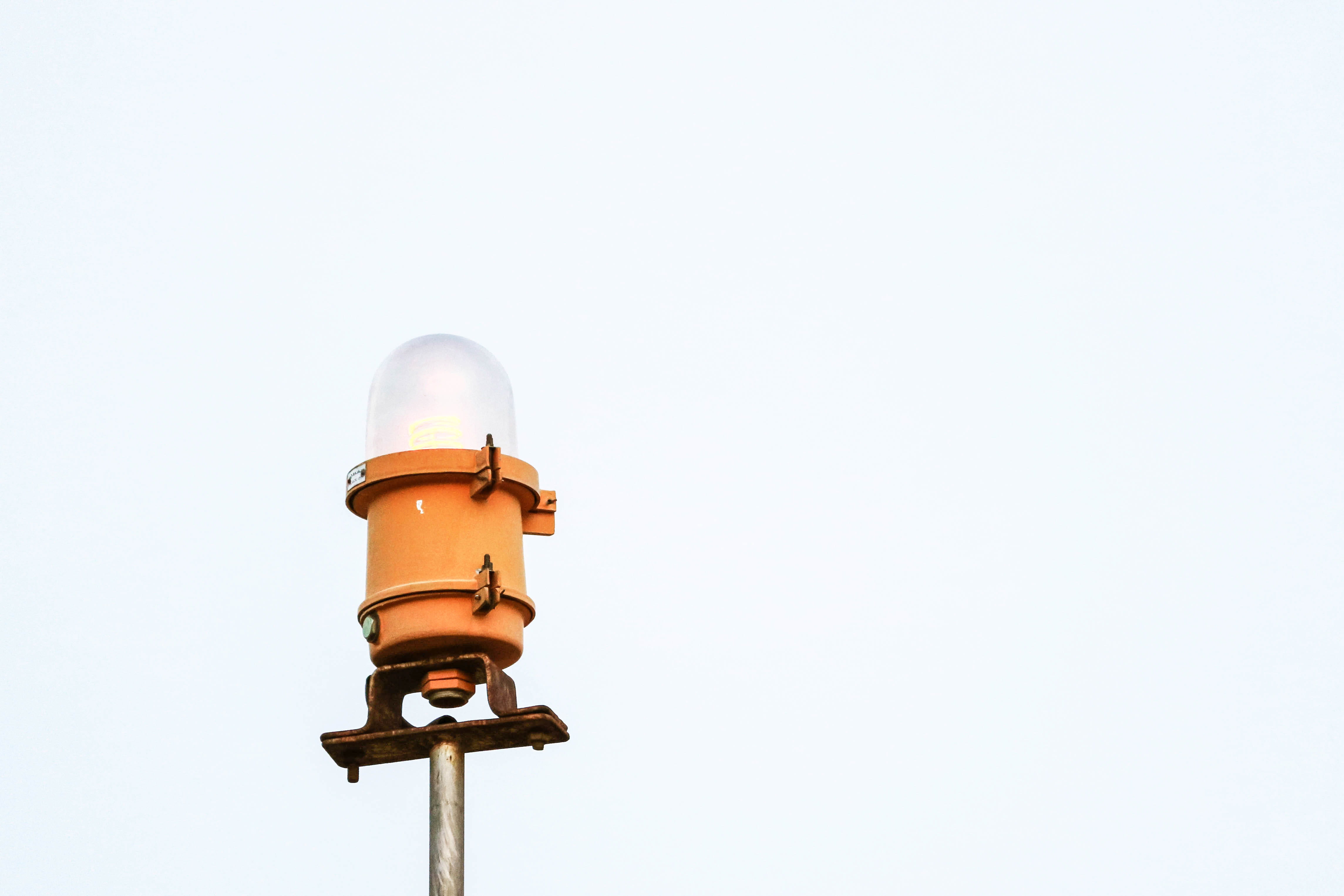 low, broadcasting, framed, low angle view, pole, day, clear sky, surveillance, orange, post, street light, single object, equipment, nature, beacon, communication, HD Wallpaper