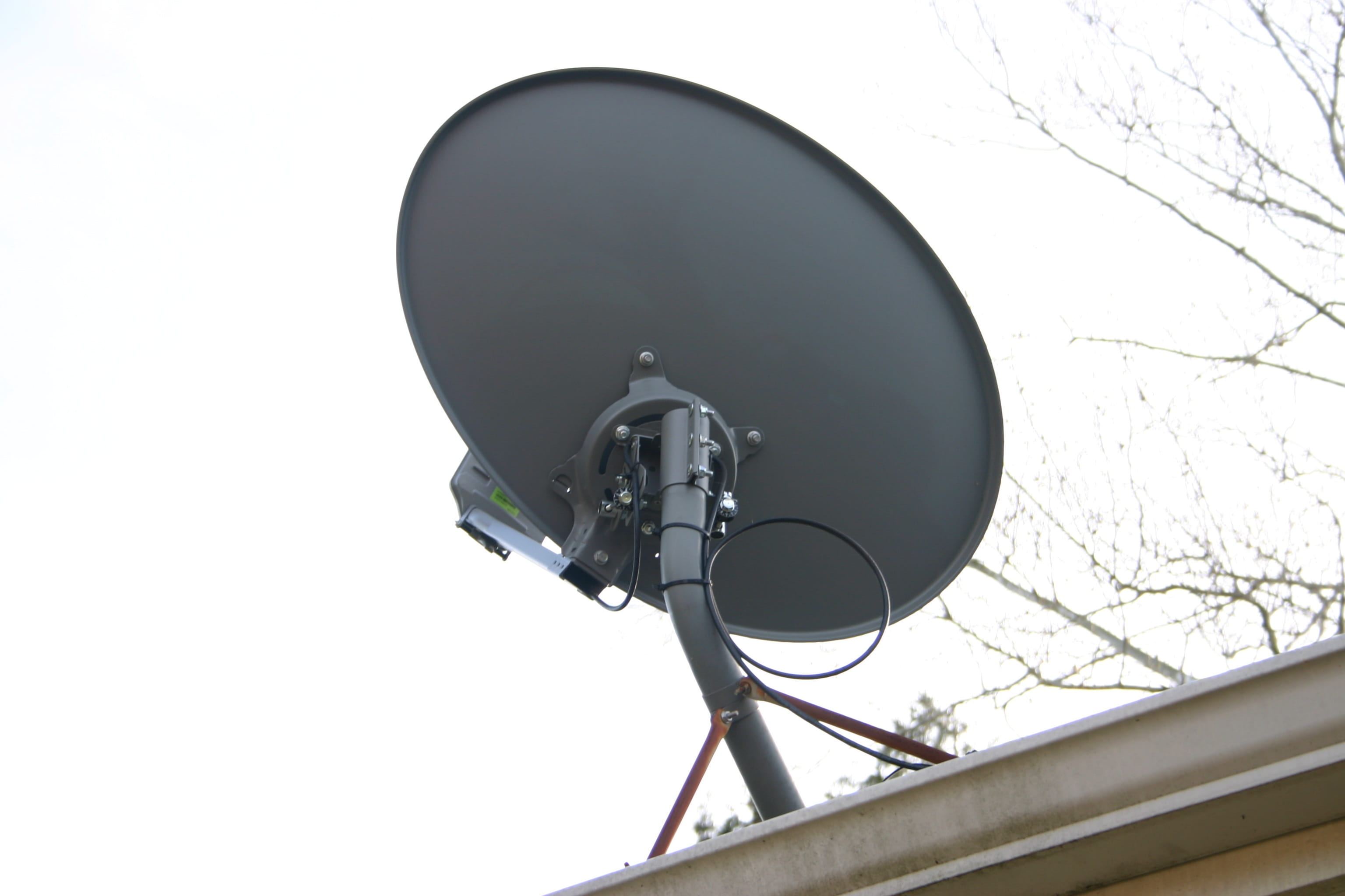 equipment, telecommunication, clear sky, day, global communications, outdoors, television, device, satellite, street light, no people, antenna, electronic, HD Wallpaper