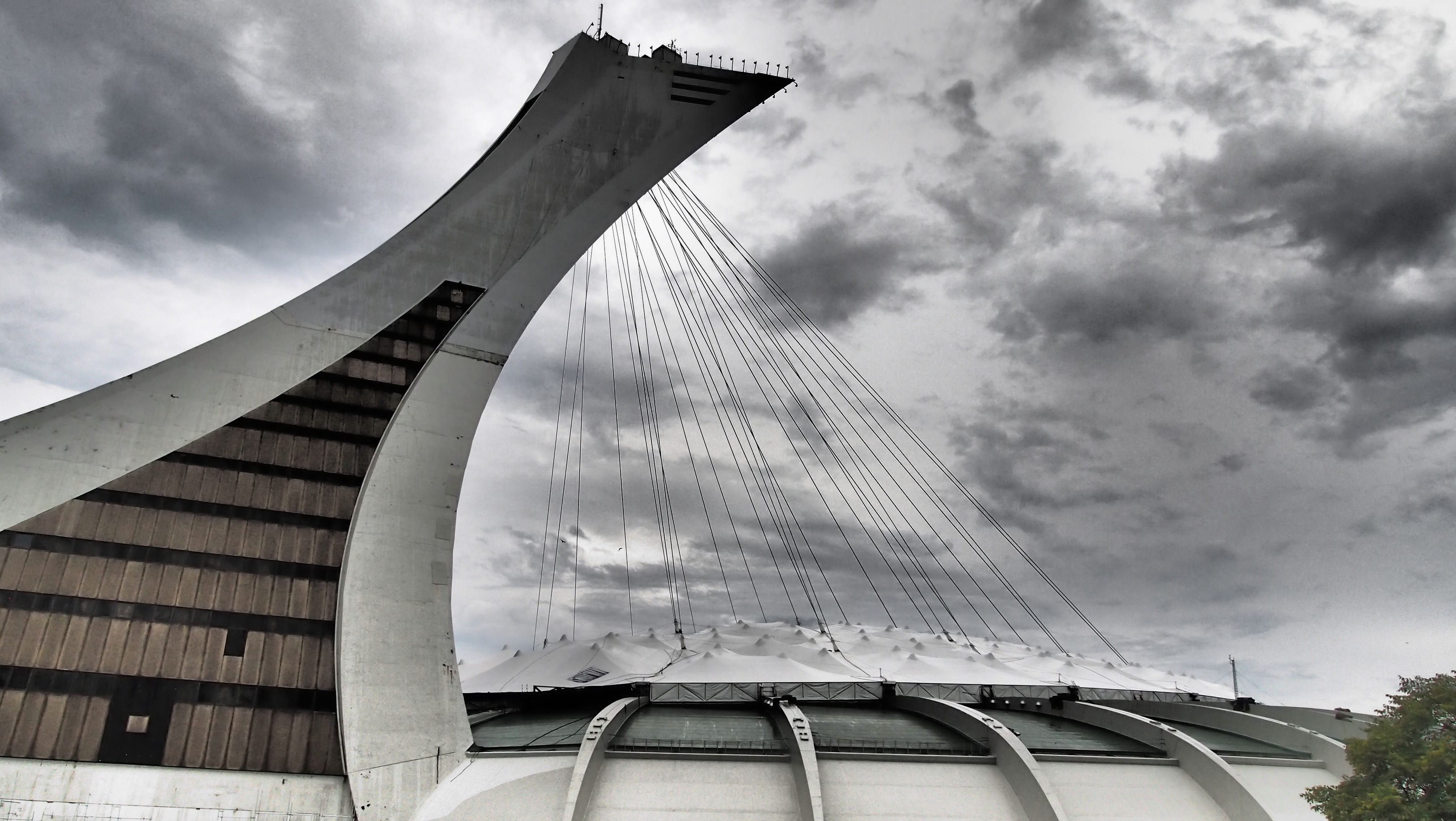 sport, connection, office building exterior, tall - high, no people, building exterior, stadium, transportation, architecture, bridge, separated by comma lichtmast, HD Wallpaper