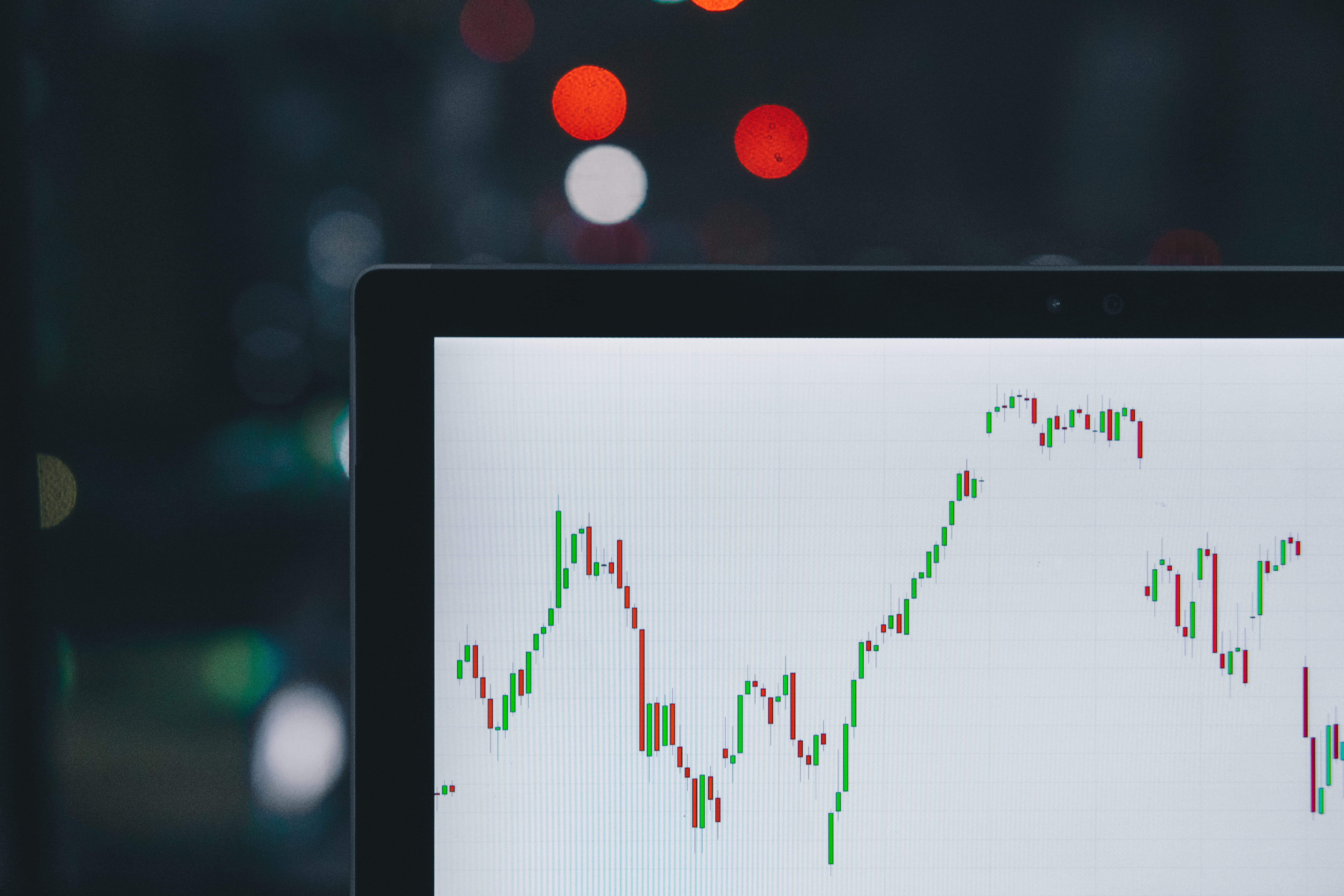 focus, close-up, photography, 5K, digital tablet, graph, illuminated, light, indoors, business, table, computer, screen, communication, focus on foreground, HD Wallpaper