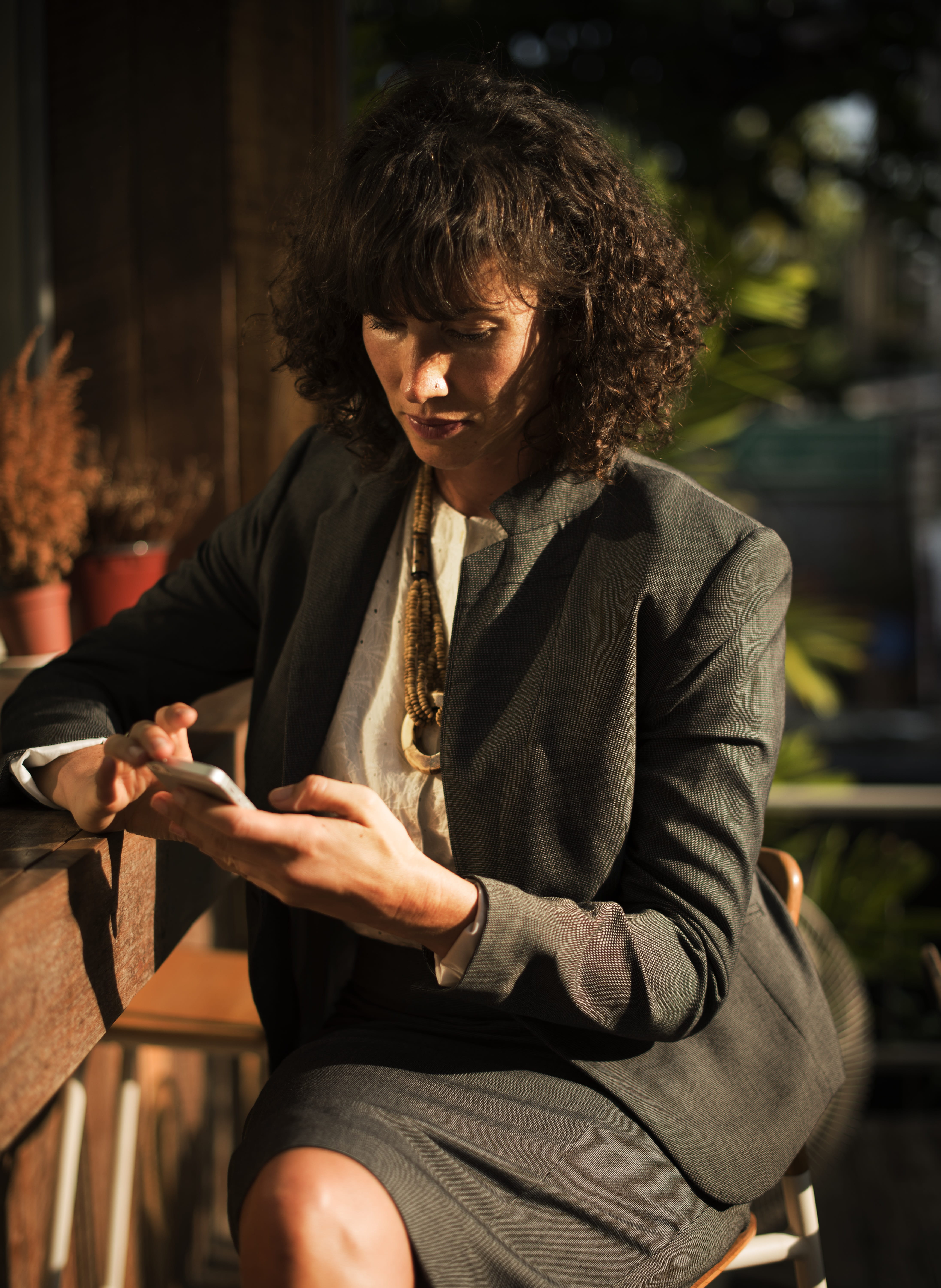 hairstyle, corporate, cafe, woman, on the phone, front view, looking, communication, day, telecommunication, lifestyles, internet, 5K, suit, young adult, Phone HD Wallpaper
