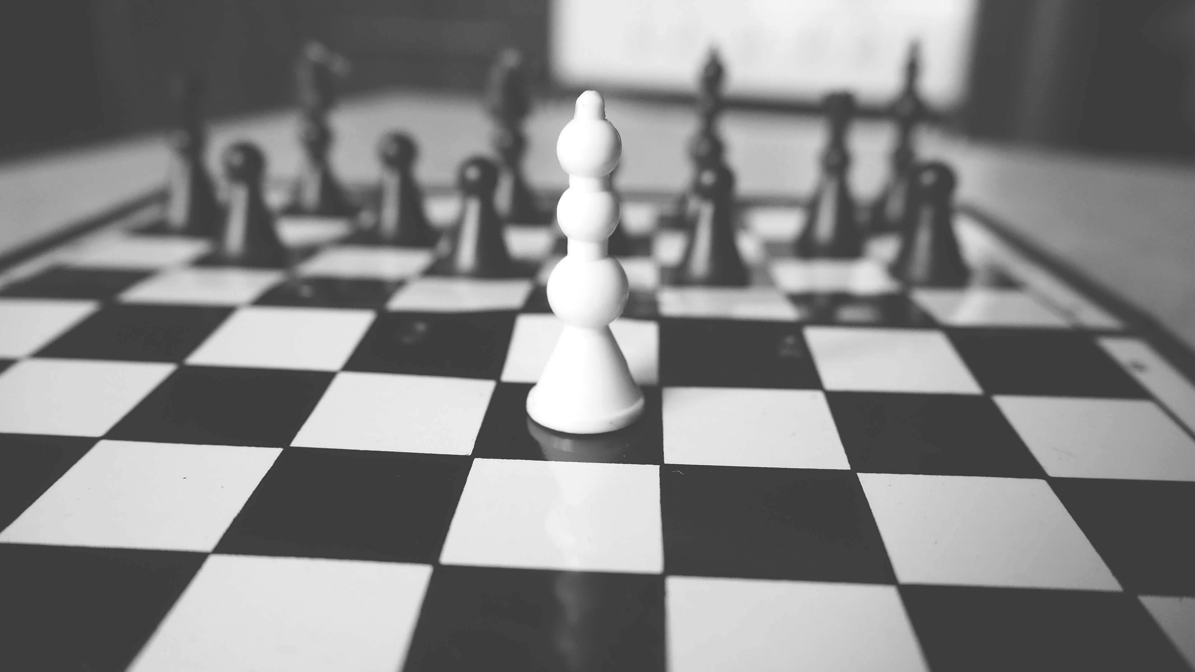 black and white, battle, absence, pawn - chess piece, leisure games, fun, white color, relaxation, focus on foreground, competition, wood, knight - chess piece, HD Wallpaper