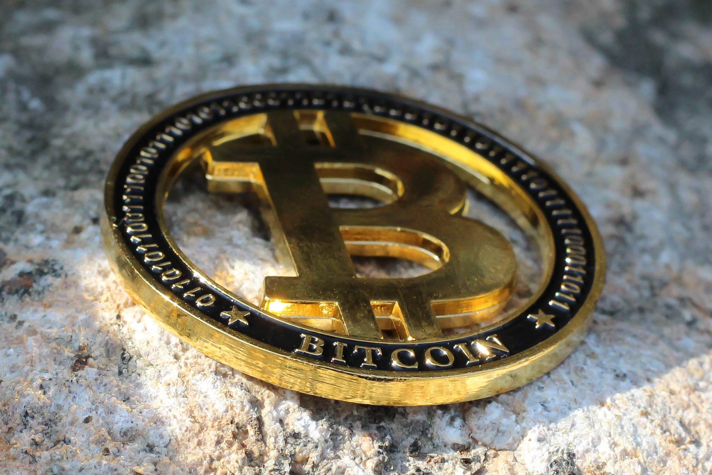 1080P, still life, currency, high angle view, technology, connection, indoors, gear, equipment, time, crypto, gold colored, bitcoin, business, no people, HD Wallpaper
