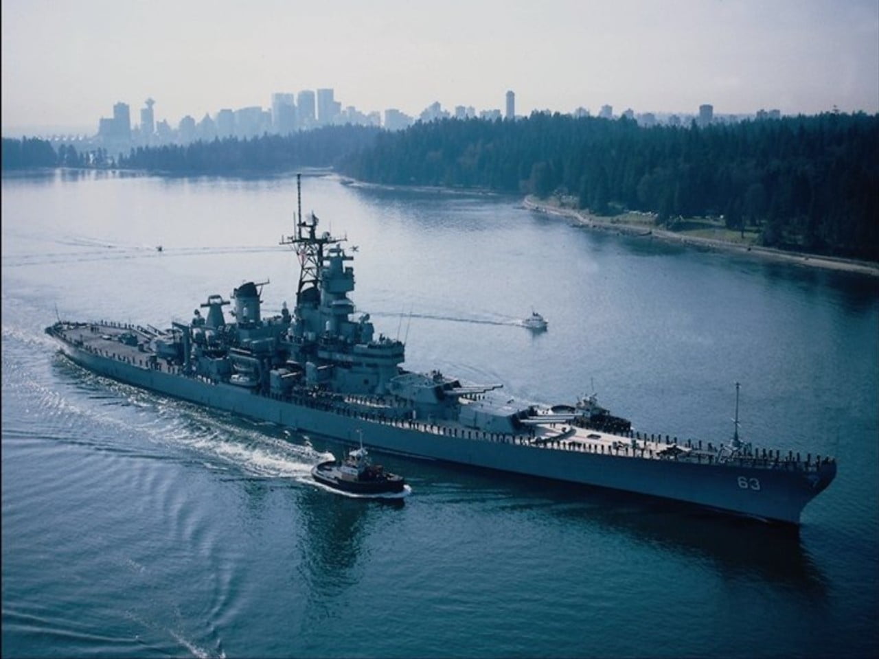 720P, nature, nautical vessel, city, river, connection, day, water, built structure, architecture, warship, mode of transportation, building exterior, HD Wallpaper