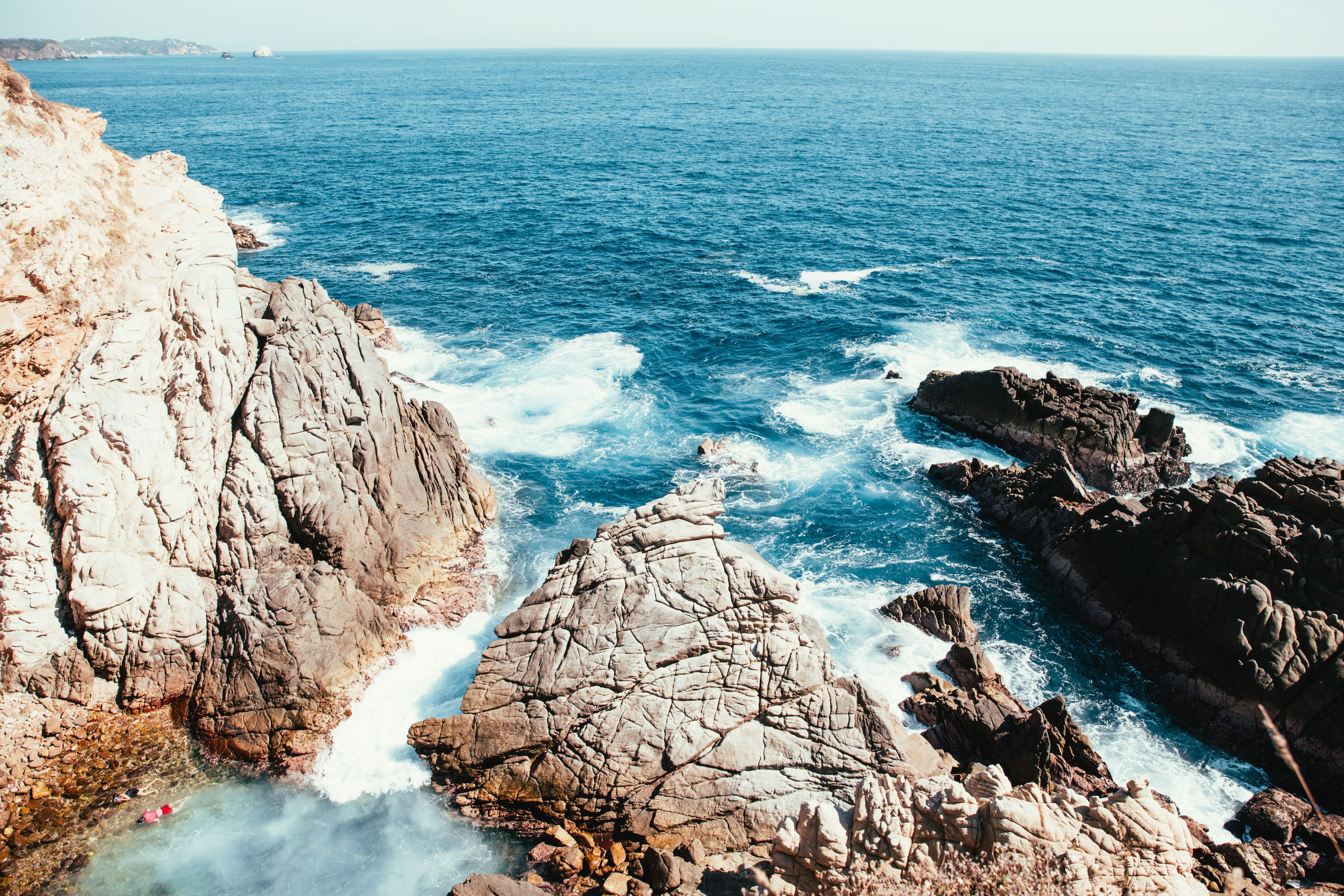 non-urban scene, high angle view, rocky coastline, 2K, sea, Coastline, Sky, splash, huge, tranquil scene, no people, Ocean, pools, breaking, tranquility, HD Wallpaper
