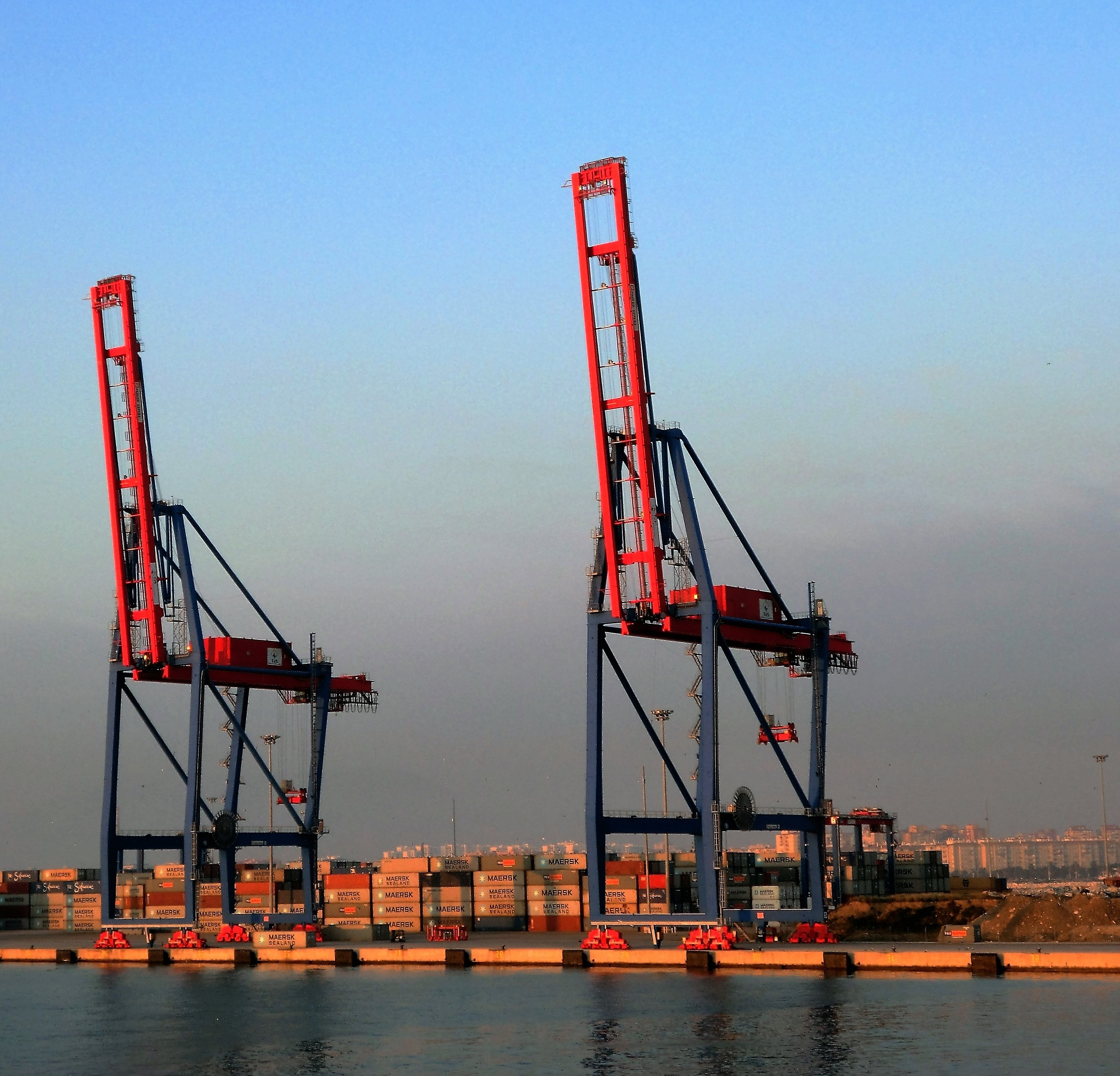 industry, spain, tackle, pier, waterfront, water, shipping, nautical vessel, machinery, sky, transportation, quay, business, day, architecture, nature, HD Wallpaper
