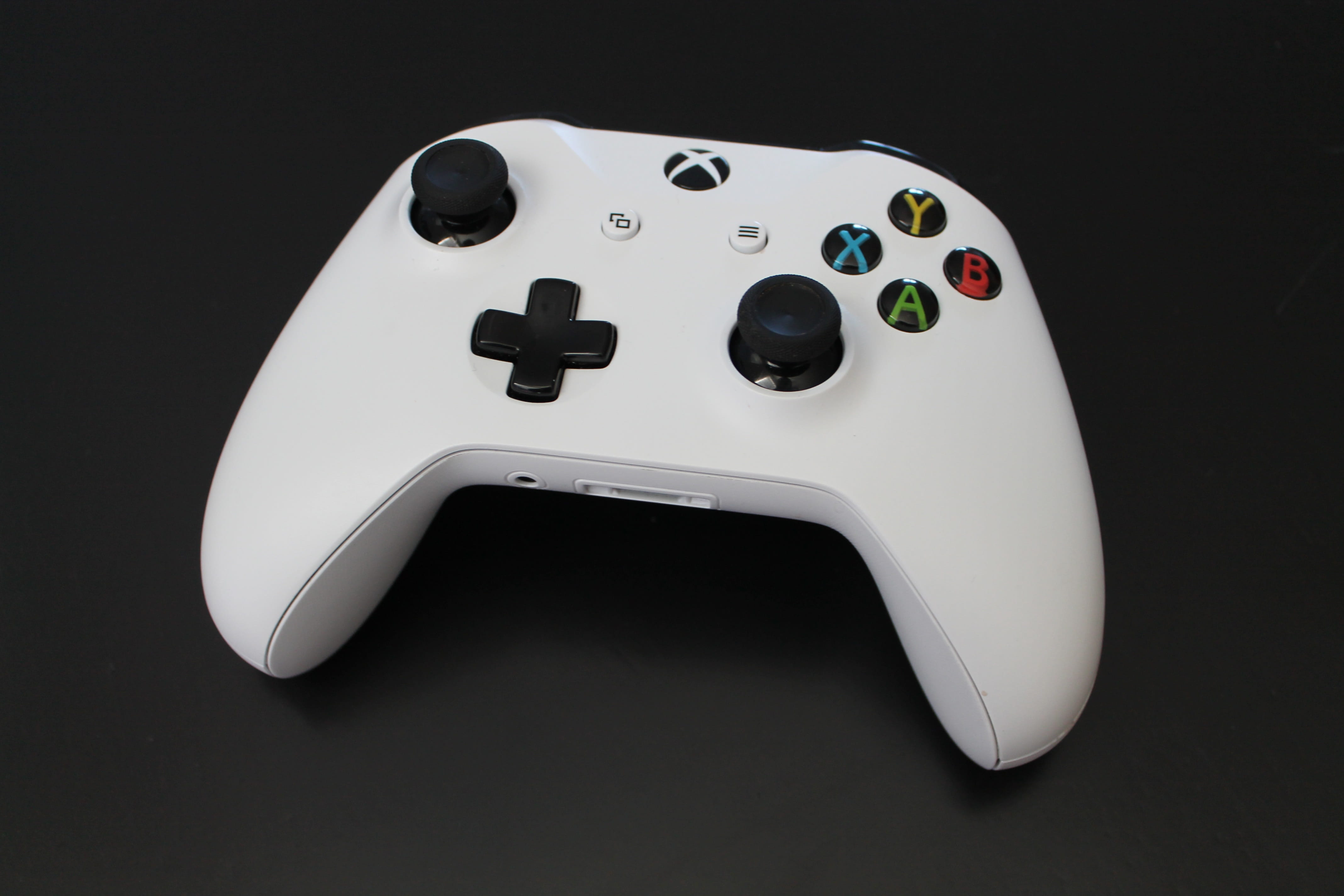 silver colored, cut out, control, man made, xbox, video games, controller, joystick, high angle view, console, 4K, still life, leisure games, black background, HD Wallpaper