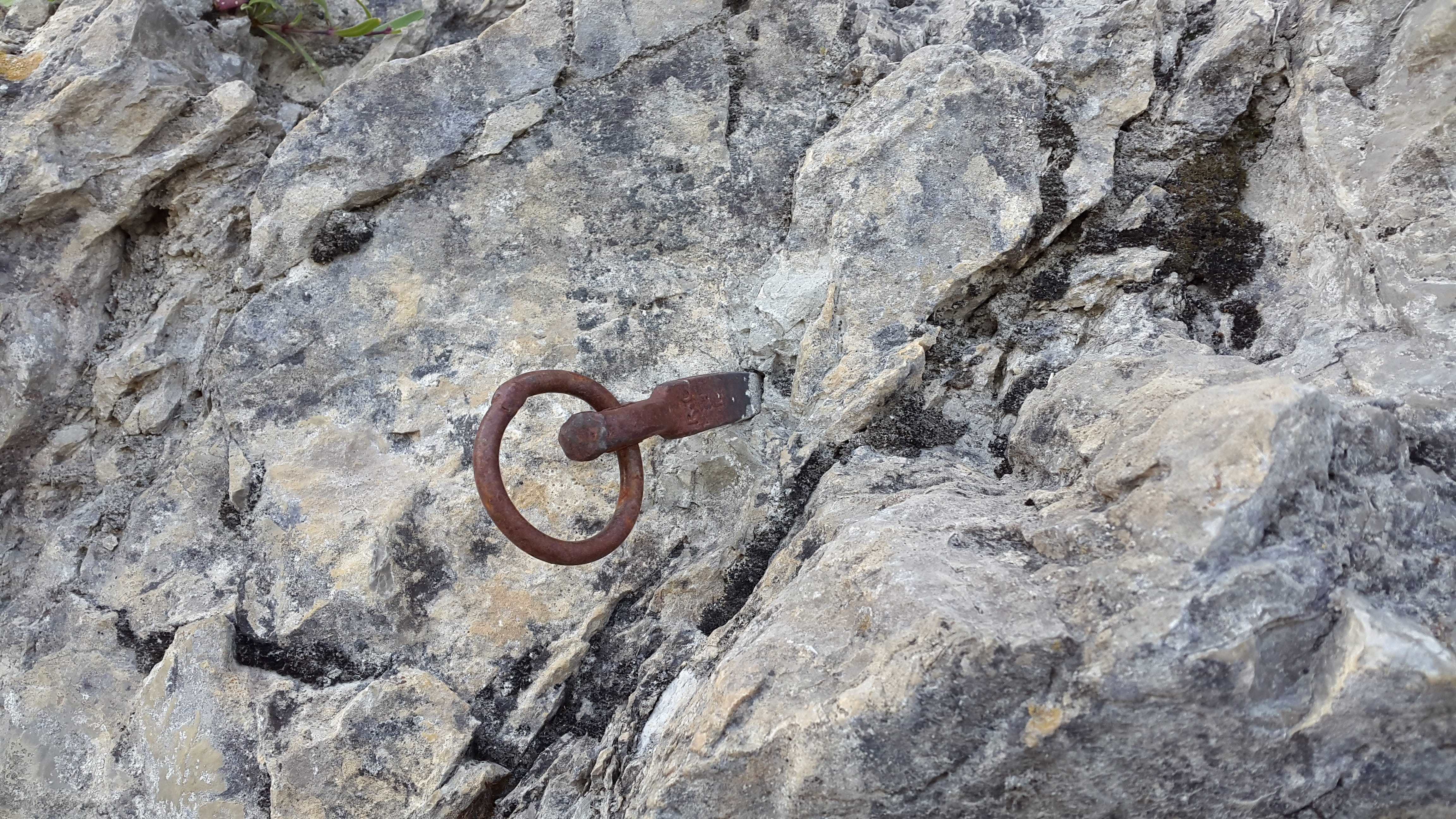 close-up, rock - object, rock formation, metal, sunlight, grate cucumber, no people, weathered, rust hooks, solid, textured, medium security, day, ring hooks, HD Wallpaper
