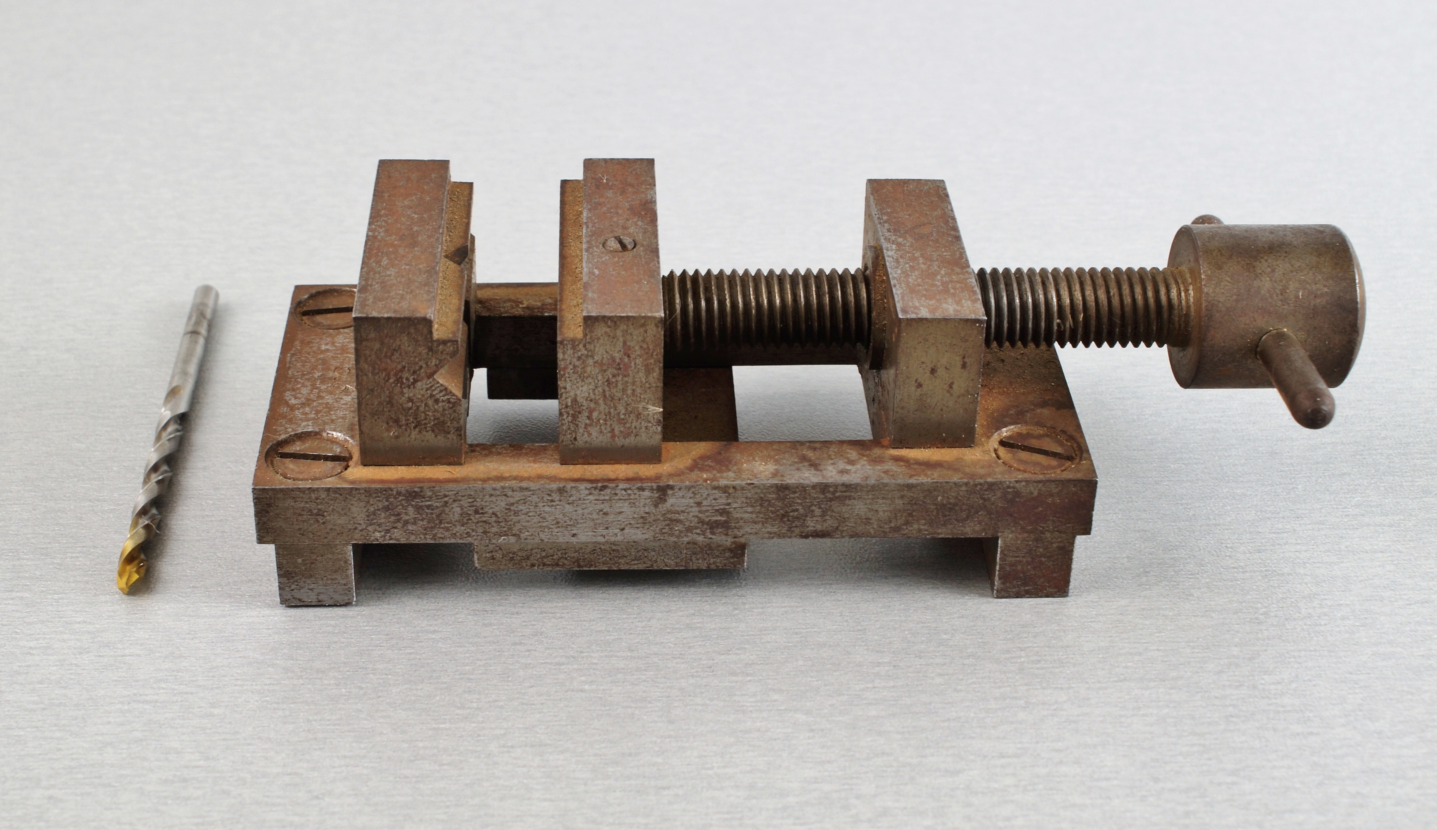 workpiece, drill vice, carpentry, stainless, connection, workshop, machining, choice, no people, old, high angle view, close-up, clamping, drill, workpiece backup, HD Wallpaper