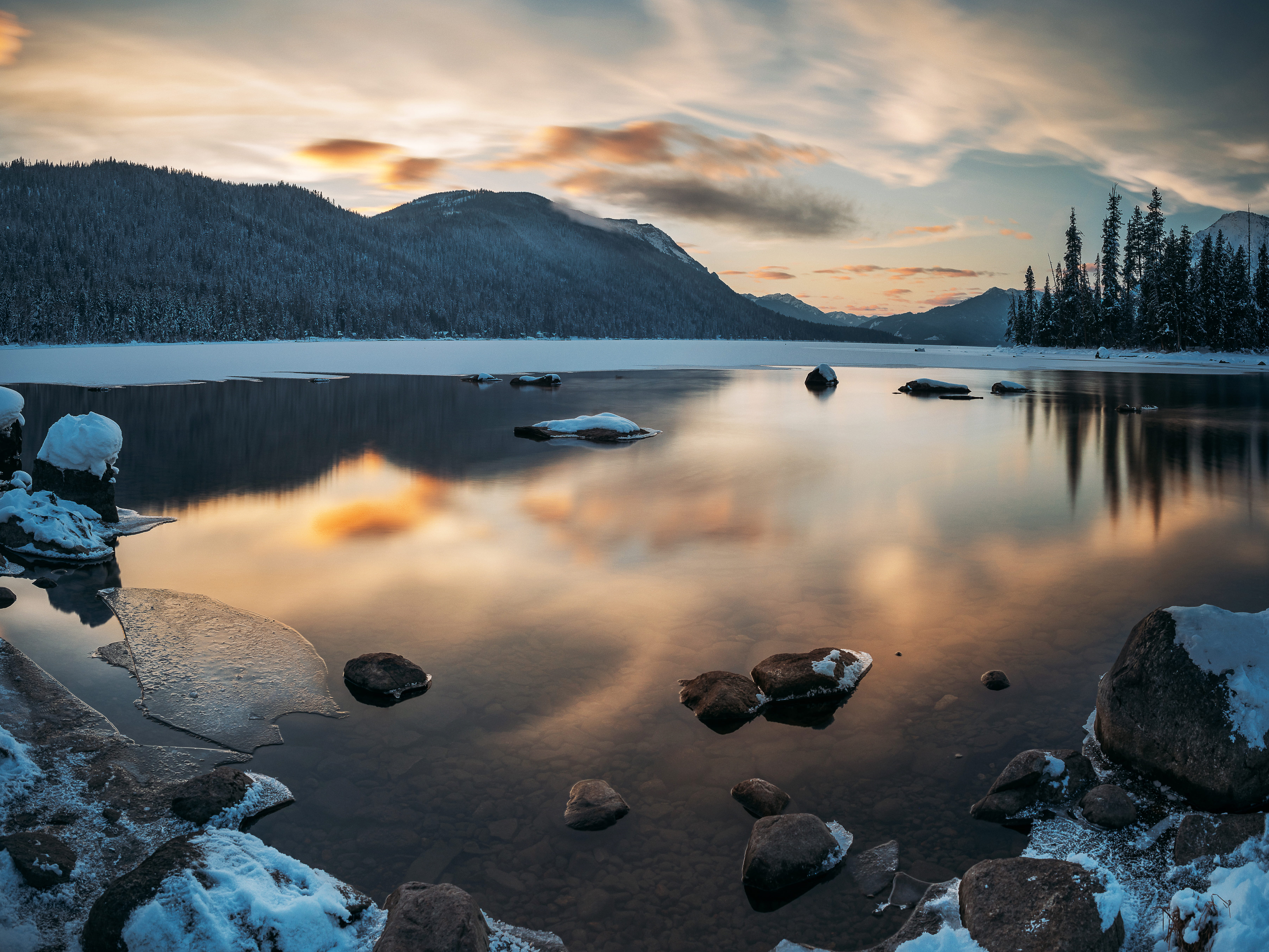 ice, 5K, reflection, photography, mountain Range, scenics, body, beside, Lake Wenatchee, rock - object, non-urban scene, idyllic, tranquil Scene, water, HD Wallpaper