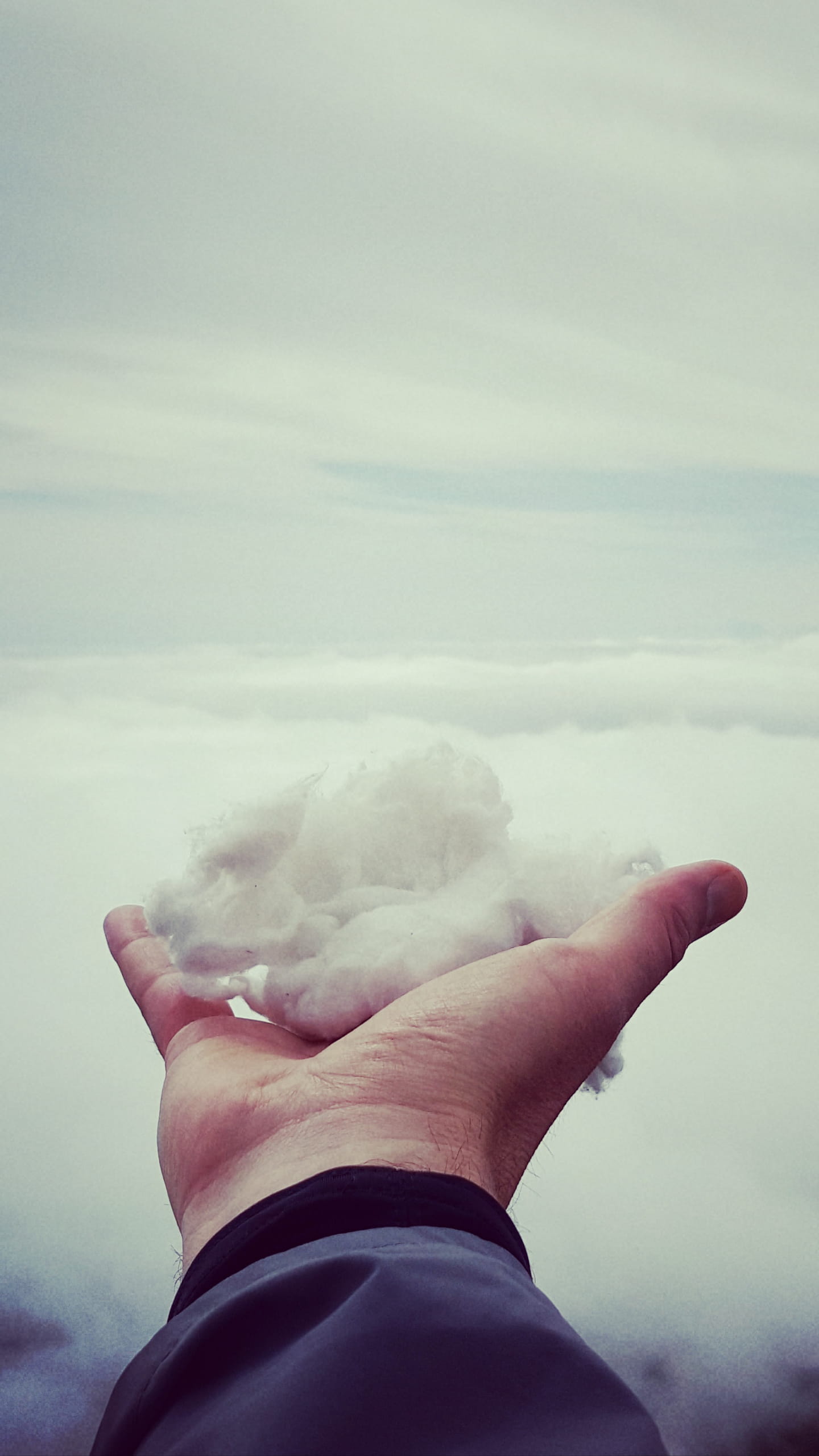 nature, time, men, hand, real people, leisure activity, cotton, person, cloud - Sky, outdoors, human finger, unrecognizable person, personal perspective, Phone HD Wallpaper