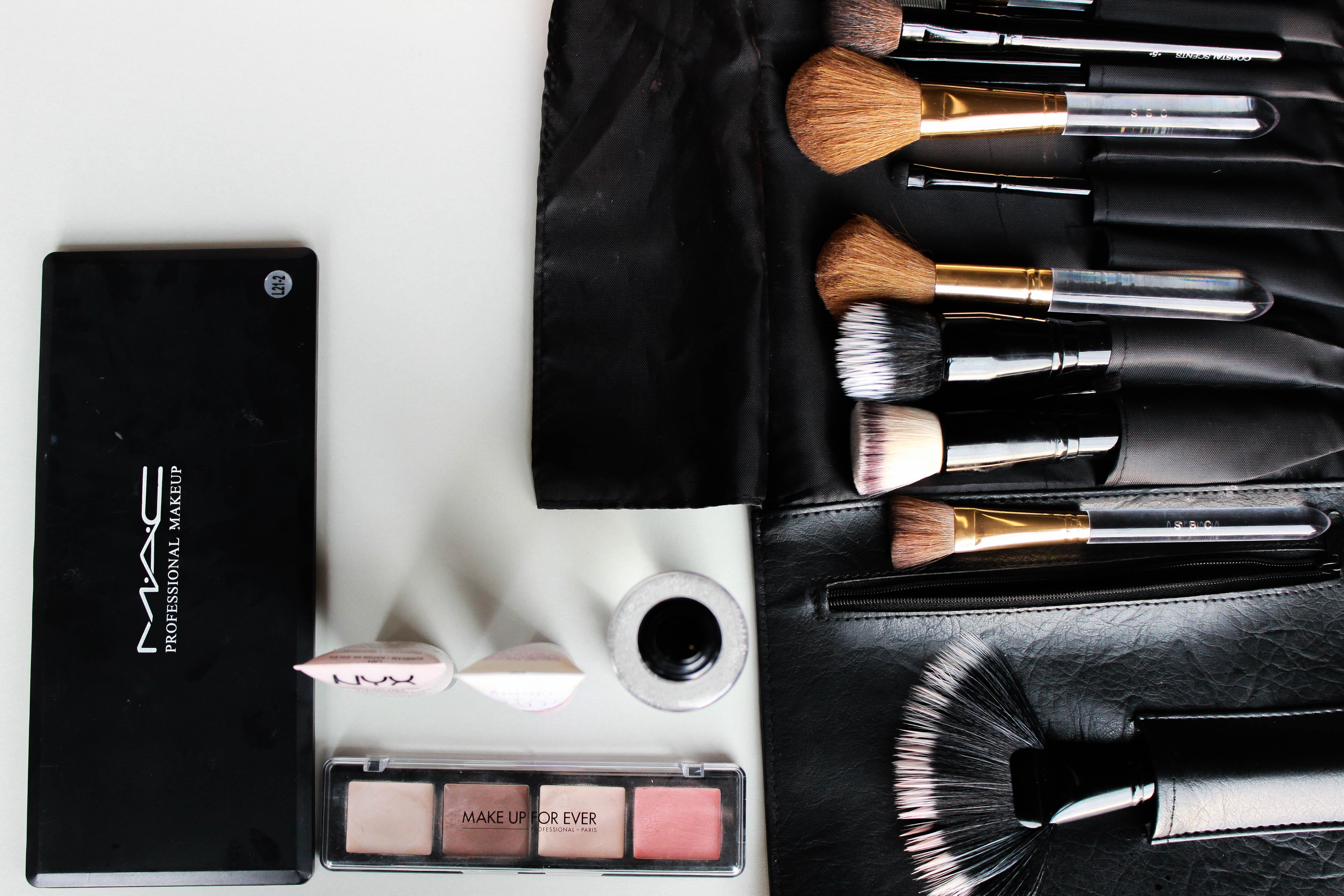 indoors, black color, still life, in a row, pen, collection, directly above, makeup forever, brushes, multi colored, variation, organization, order, choice, HD Wallpaper