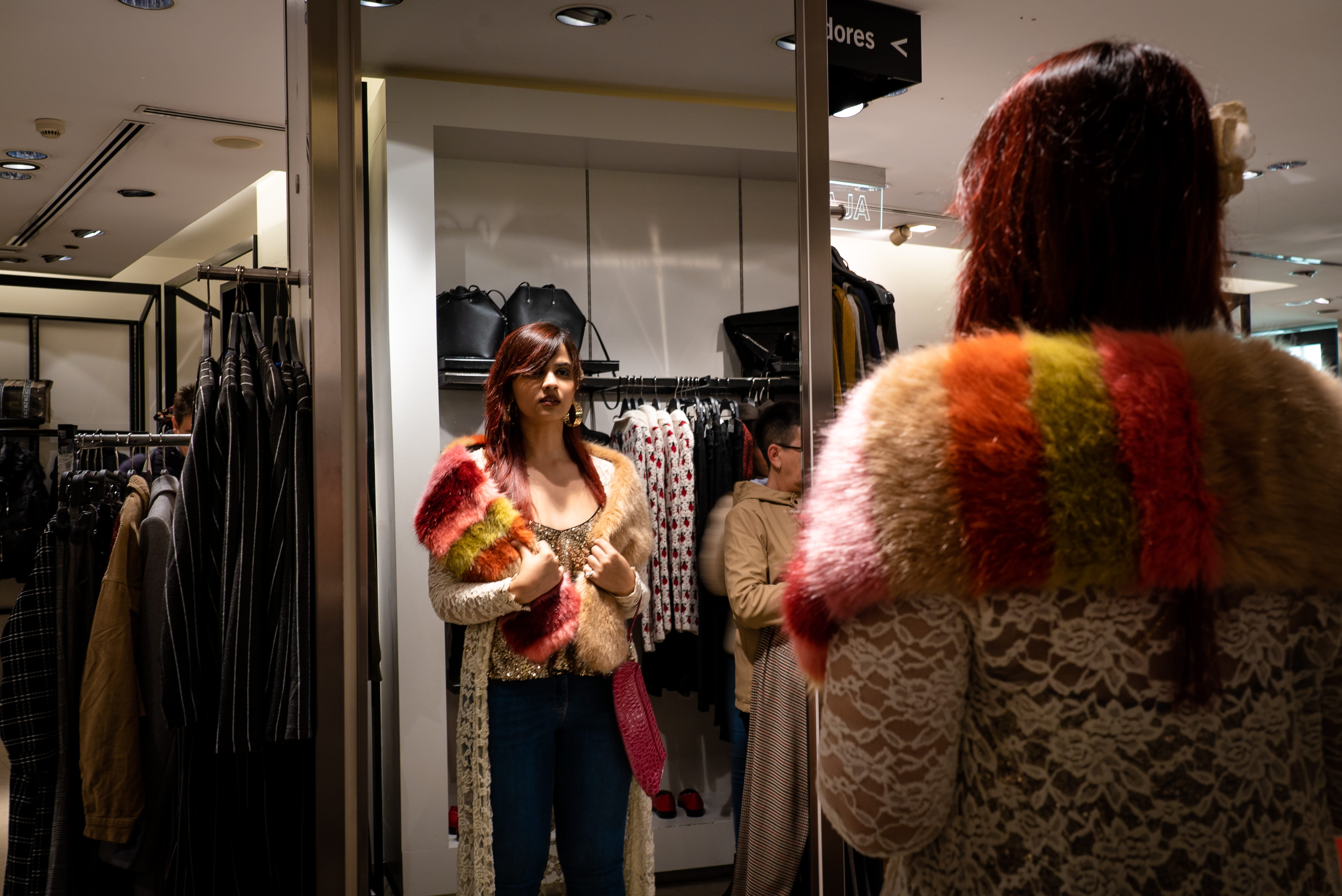 adult, choice, two people, indoors, young adult, person, interior design, apparel, madrid, reflection, mirror, clothes, retail display, people, standing, HD Wallpaper